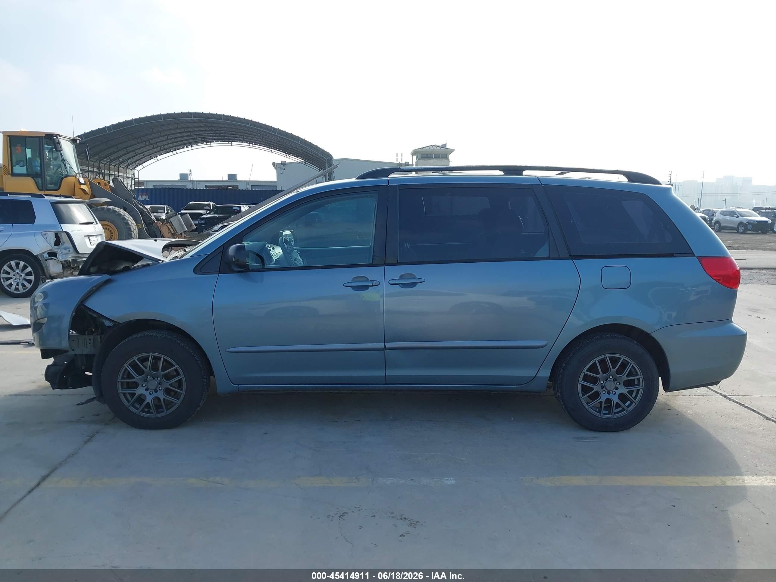 2006 Toyota Sienna Ce Light Blue vin: 5TDZA23C86S573109