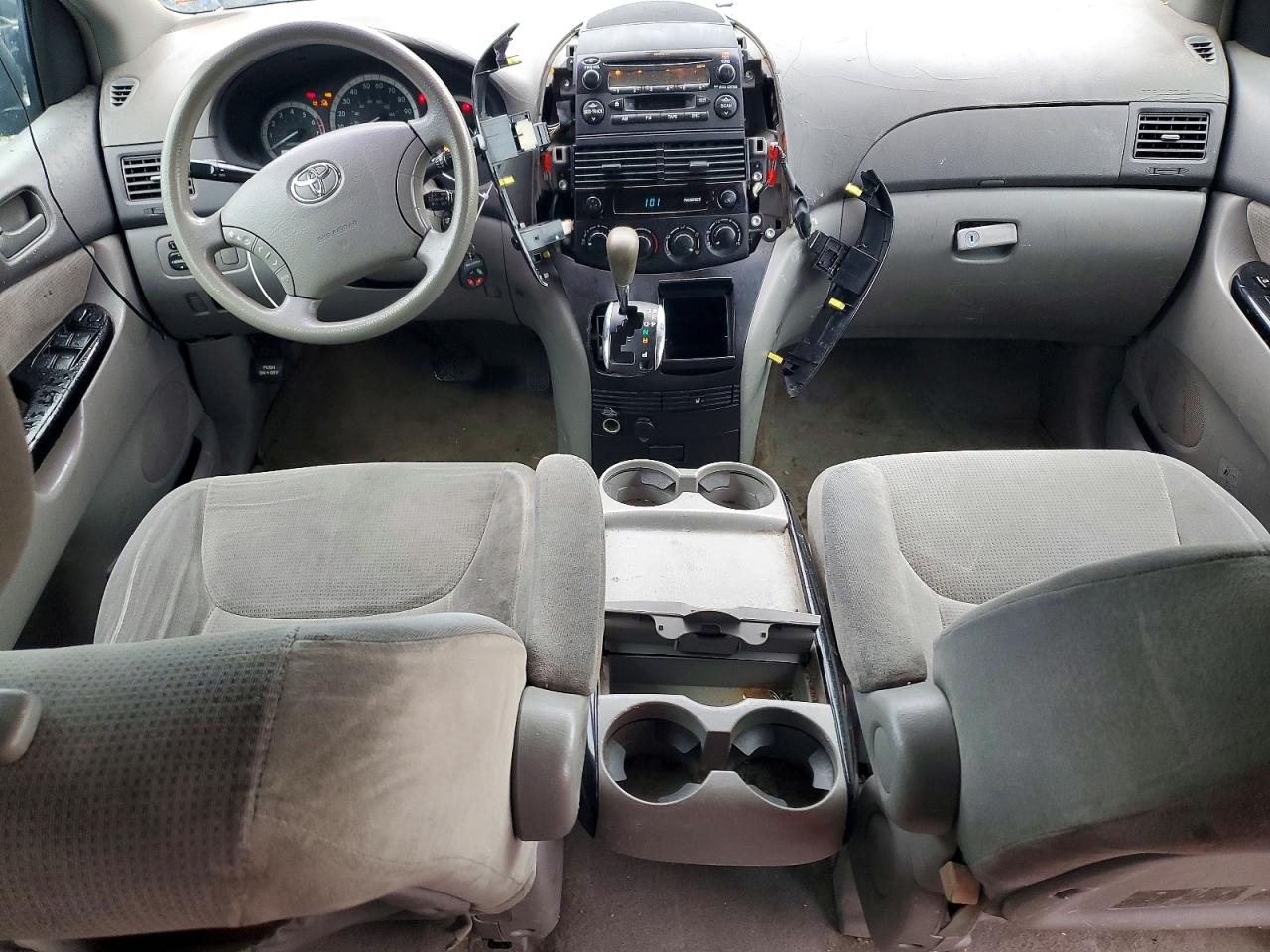 2004 Toyota Sienna Blue vin: 5TDZA23C94S034396