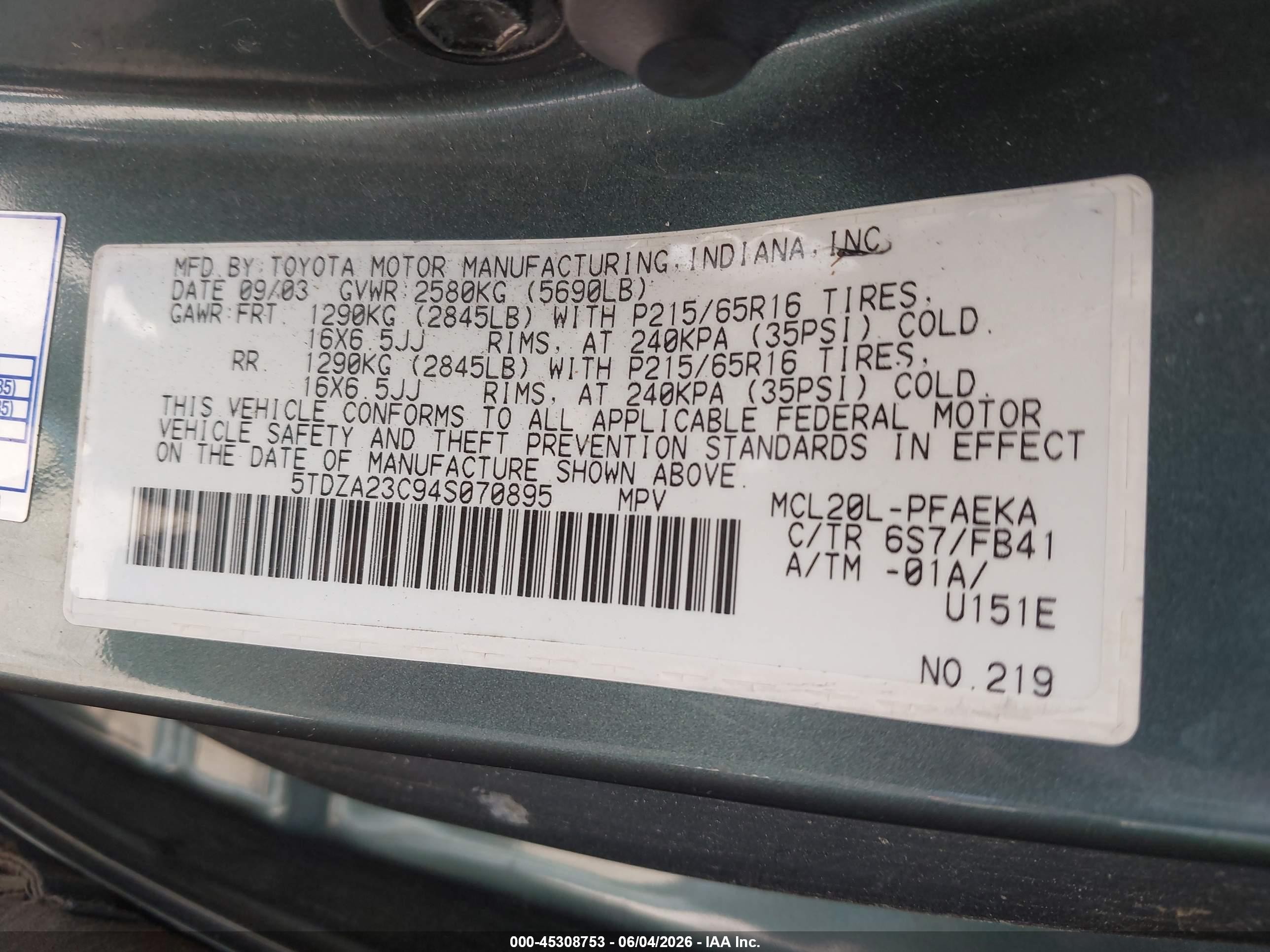 2004 Toyota Sienna Le Green vin: 5TDZA23C94S070895