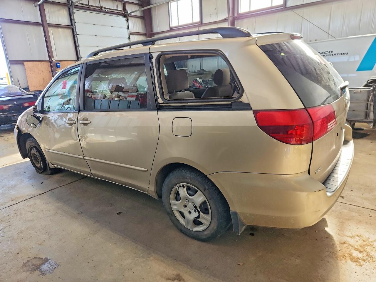 2004 Toyota Sienna Ce Gold vin: 5TDZA23C94S195296