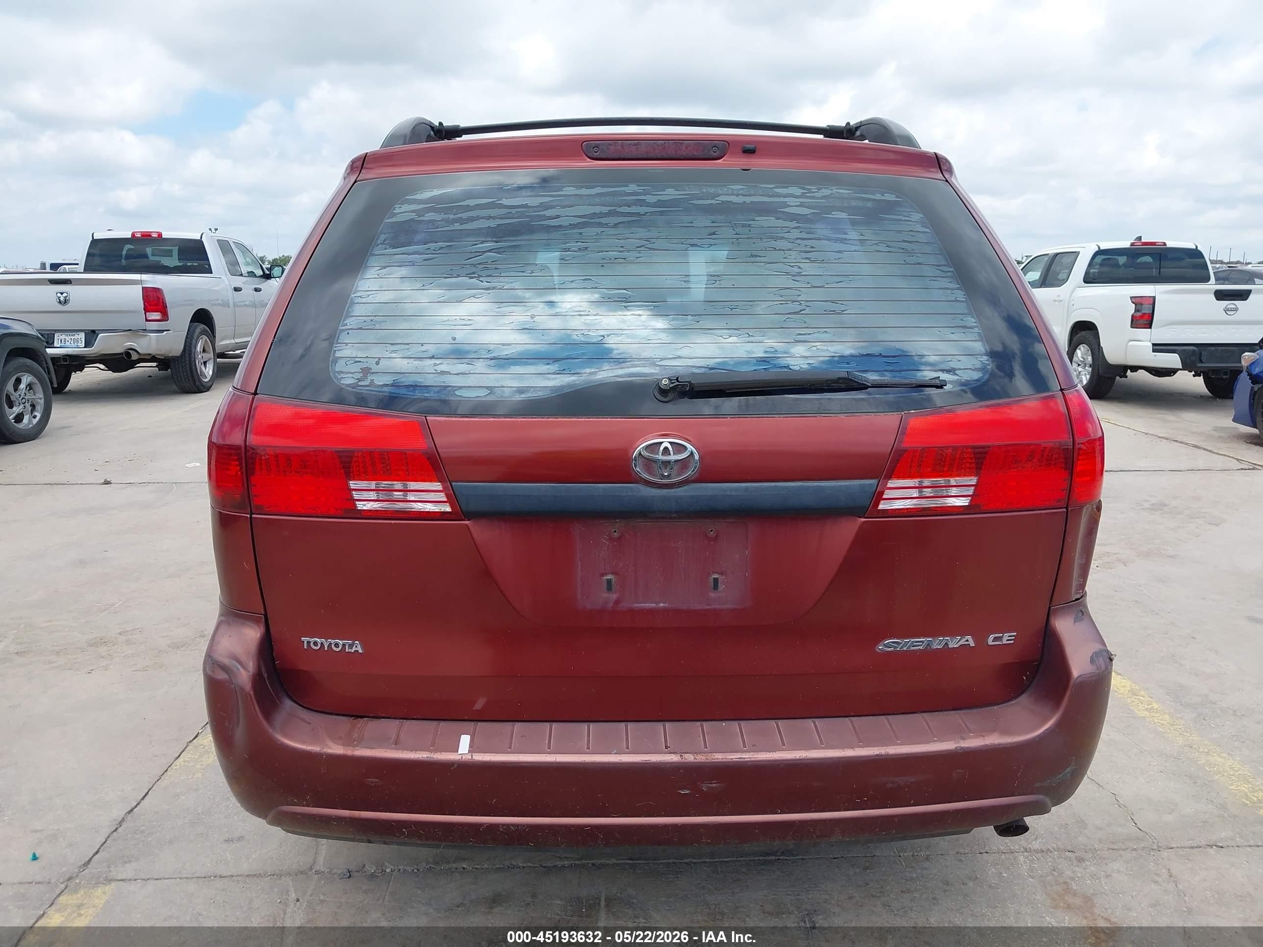 2005 Toyota Sienna Ce Темно-бордовый vin: 5TDZA23C95S226659