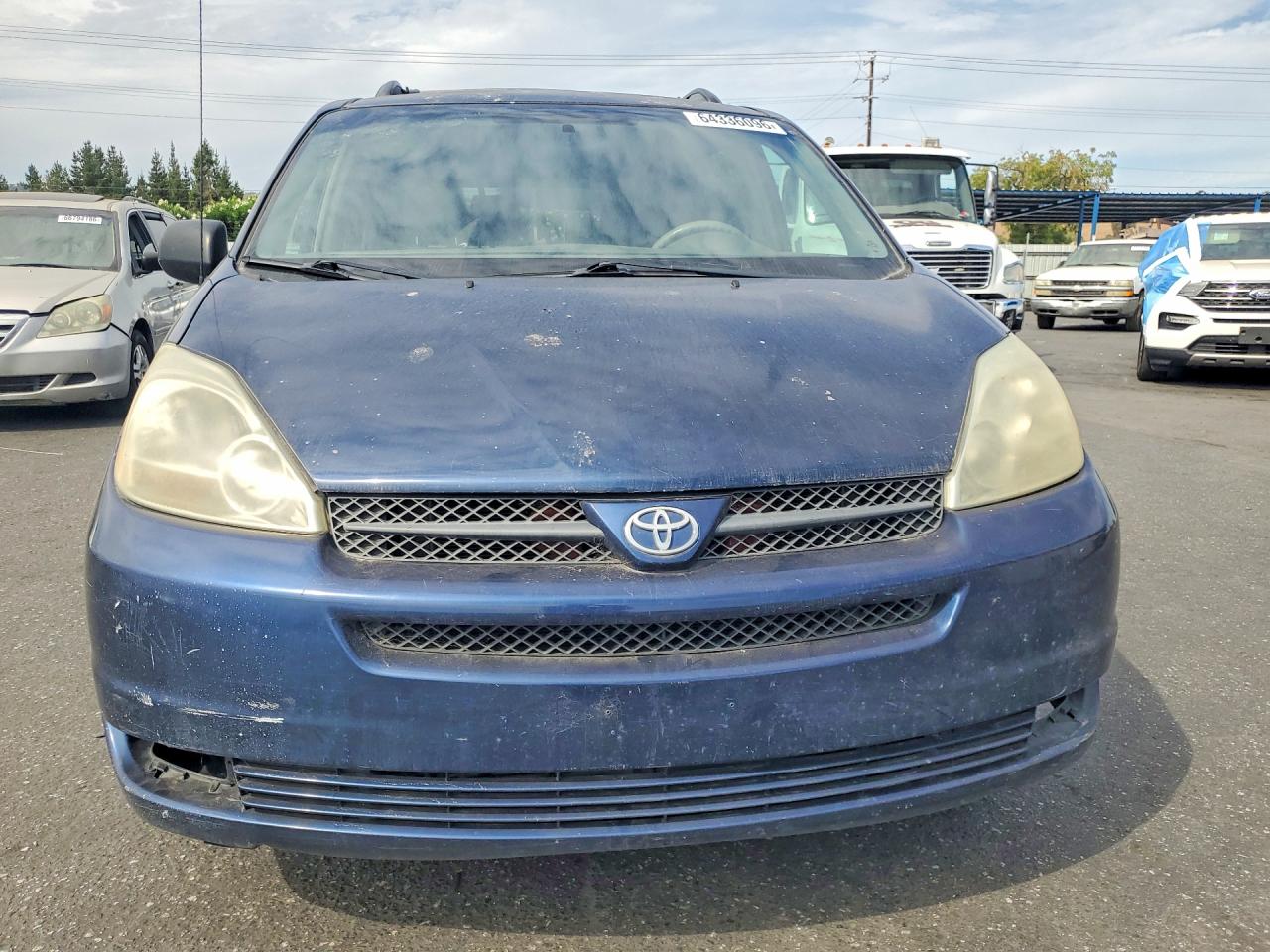 2005 Toyota Sienna Le 7 Passenger Blue vin: 5TDZA23C95S233577