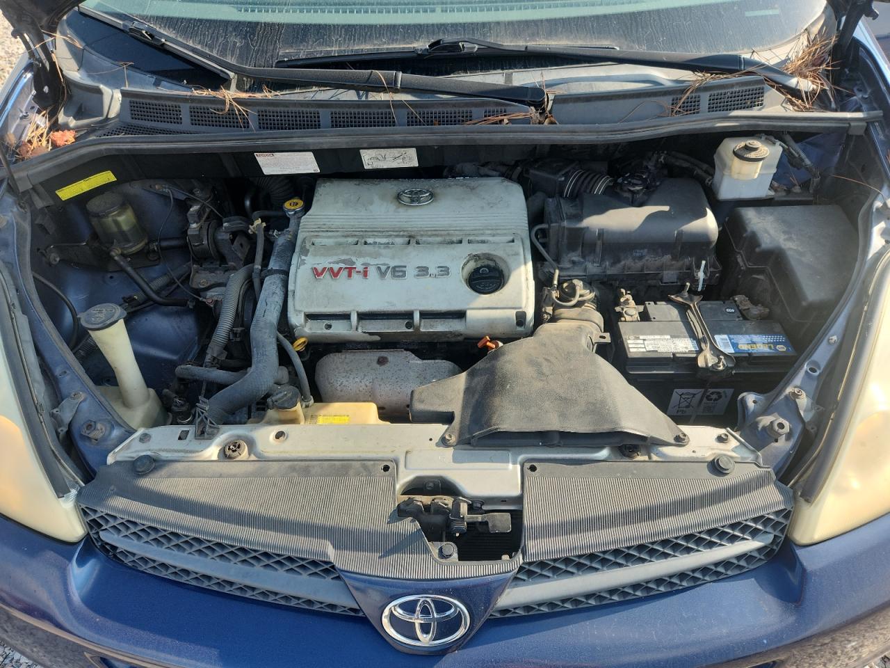 2005 Toyota Sienna Le 7 Passenger Blue vin: 5TDZA23C95S254493