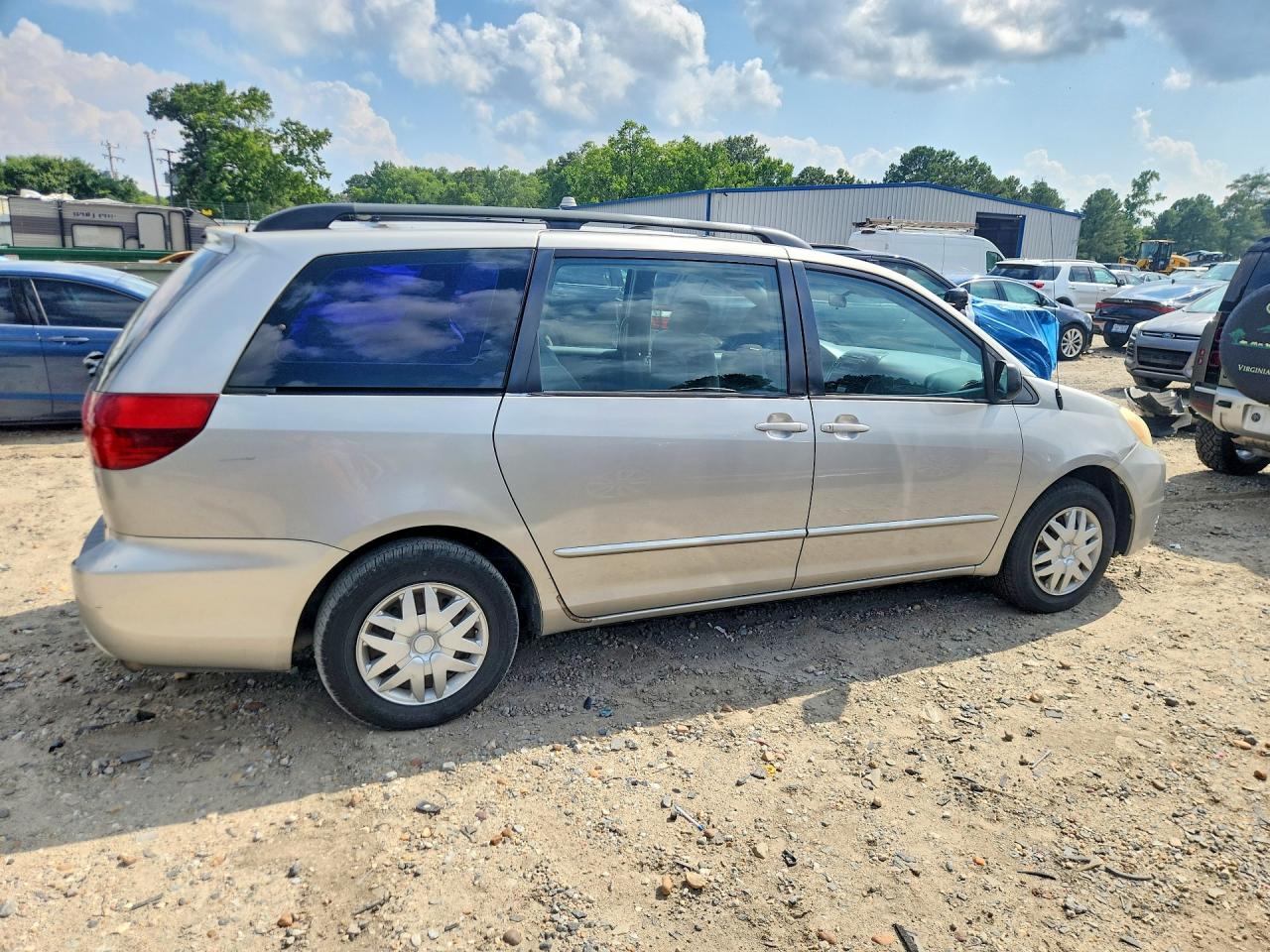2005 Toyota Sienna Ce 7 Passenger Серебряный vin: 5TDZA23C95S339186