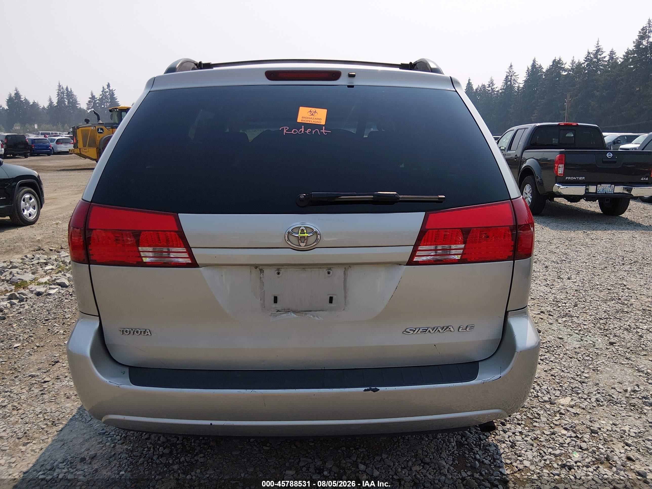 2005 Toyota Sienna Le Silver vin: 5TDZA23C95S352956