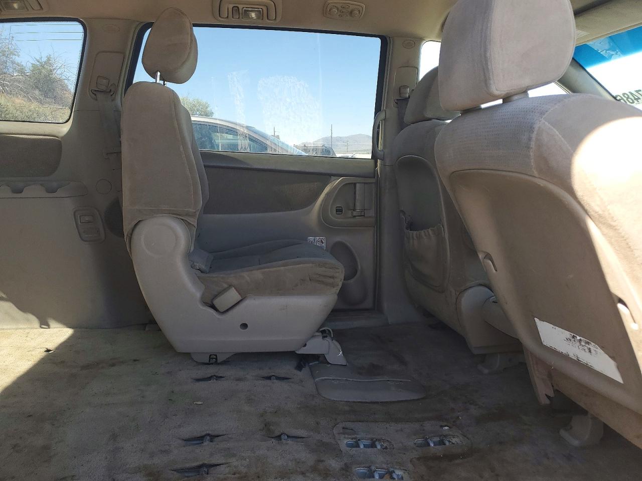 2005 Toyota Sienna Le 8 Passenger Tan vin: 5TDZA23C95S356845