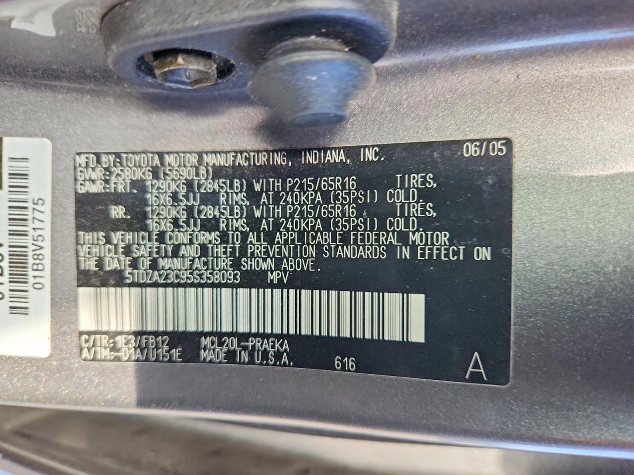 2005 Toyota Sienna Le 8 Passenger Gray vin: 5TDZA23C95S358093