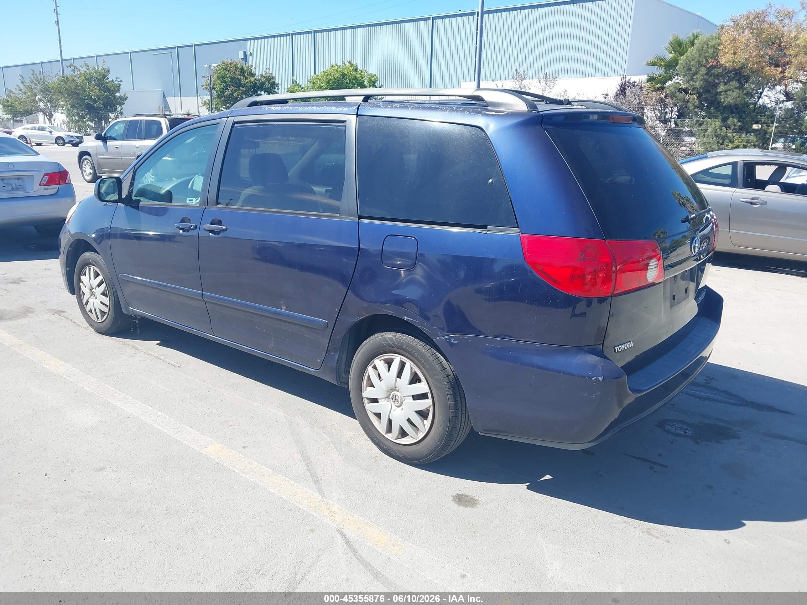 2006 Toyota Sienna Le Blue vin: 5TDZA23C96S406368