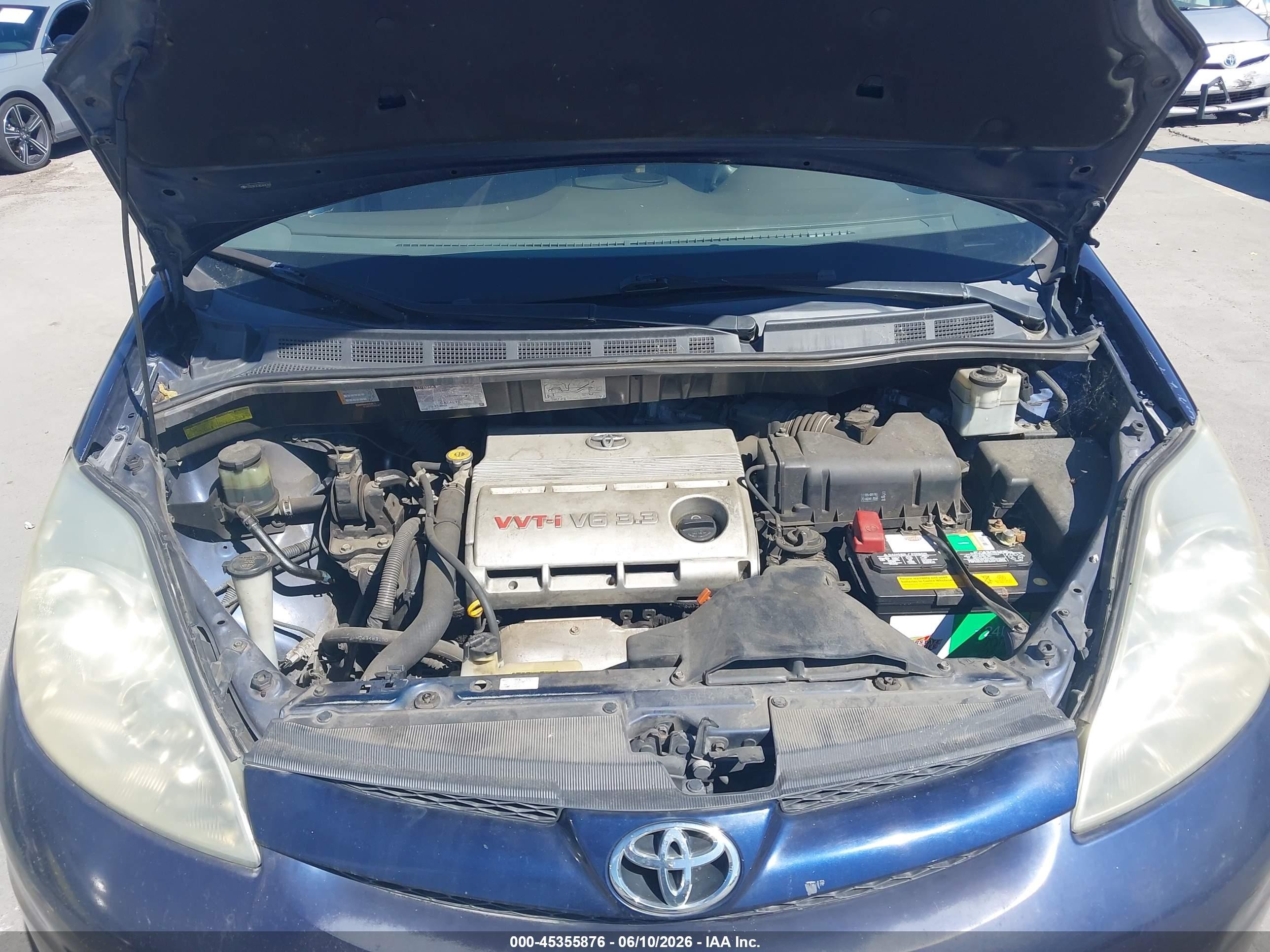 2006 Toyota Sienna Le Blue vin: 5TDZA23C96S406368