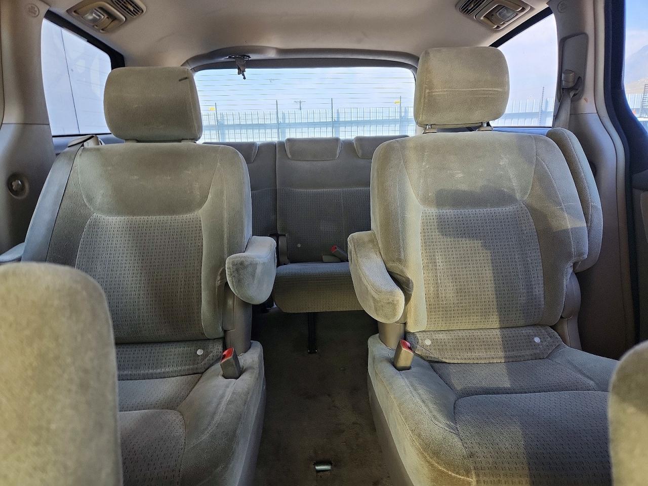 2006 Toyota Sienna Ce 7 Passenger Beige vin: 5TDZA23C96S407830