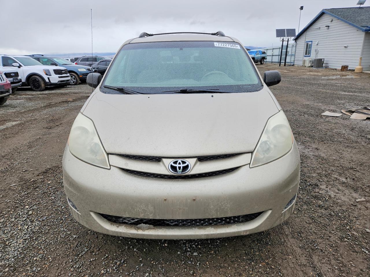2006 Toyota Sienna Le 7 Passenger Beige vin: 5TDZA23C96S424143