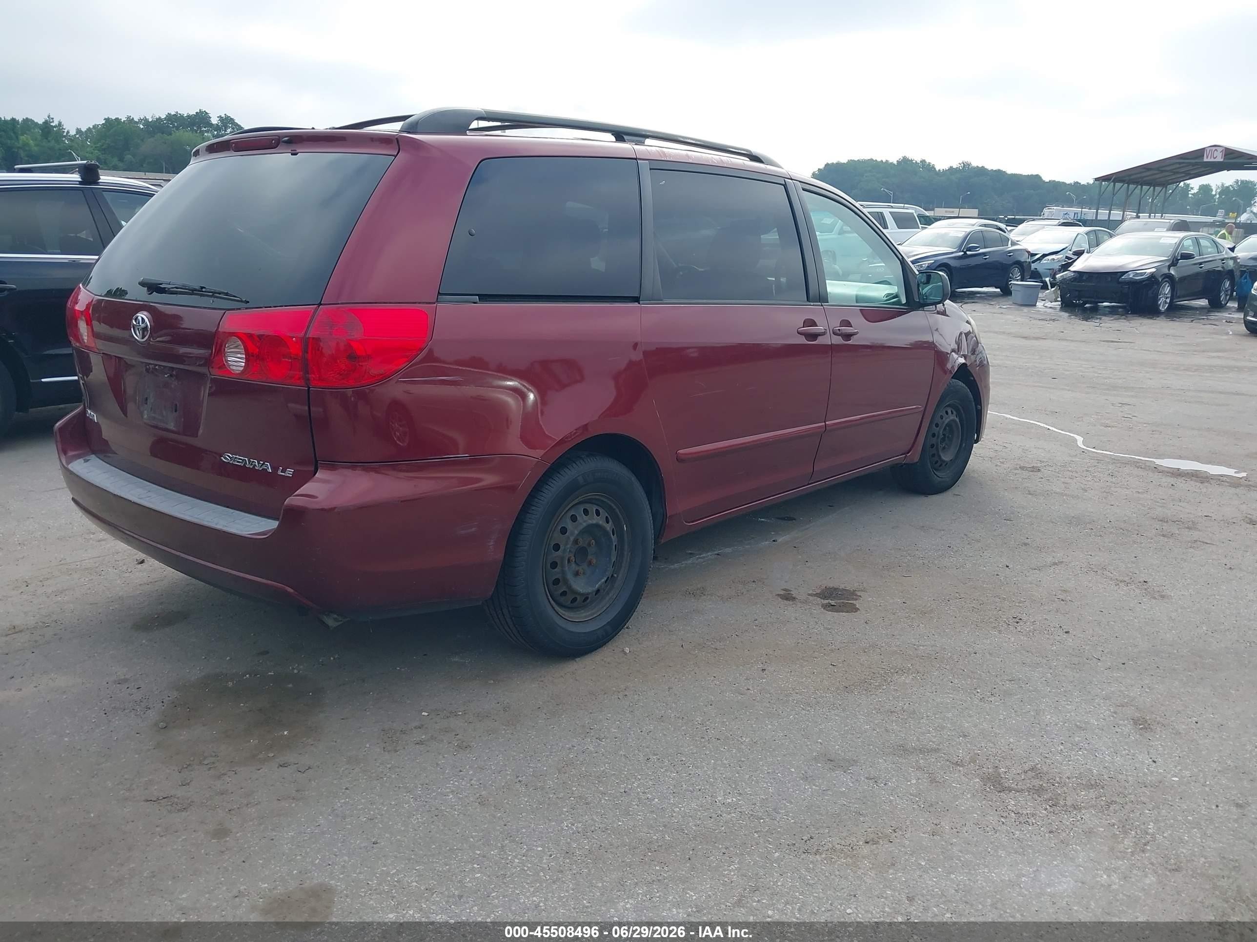 2006 Toyota Sienna Le Maroon vin: 5TDZA23C96S427852