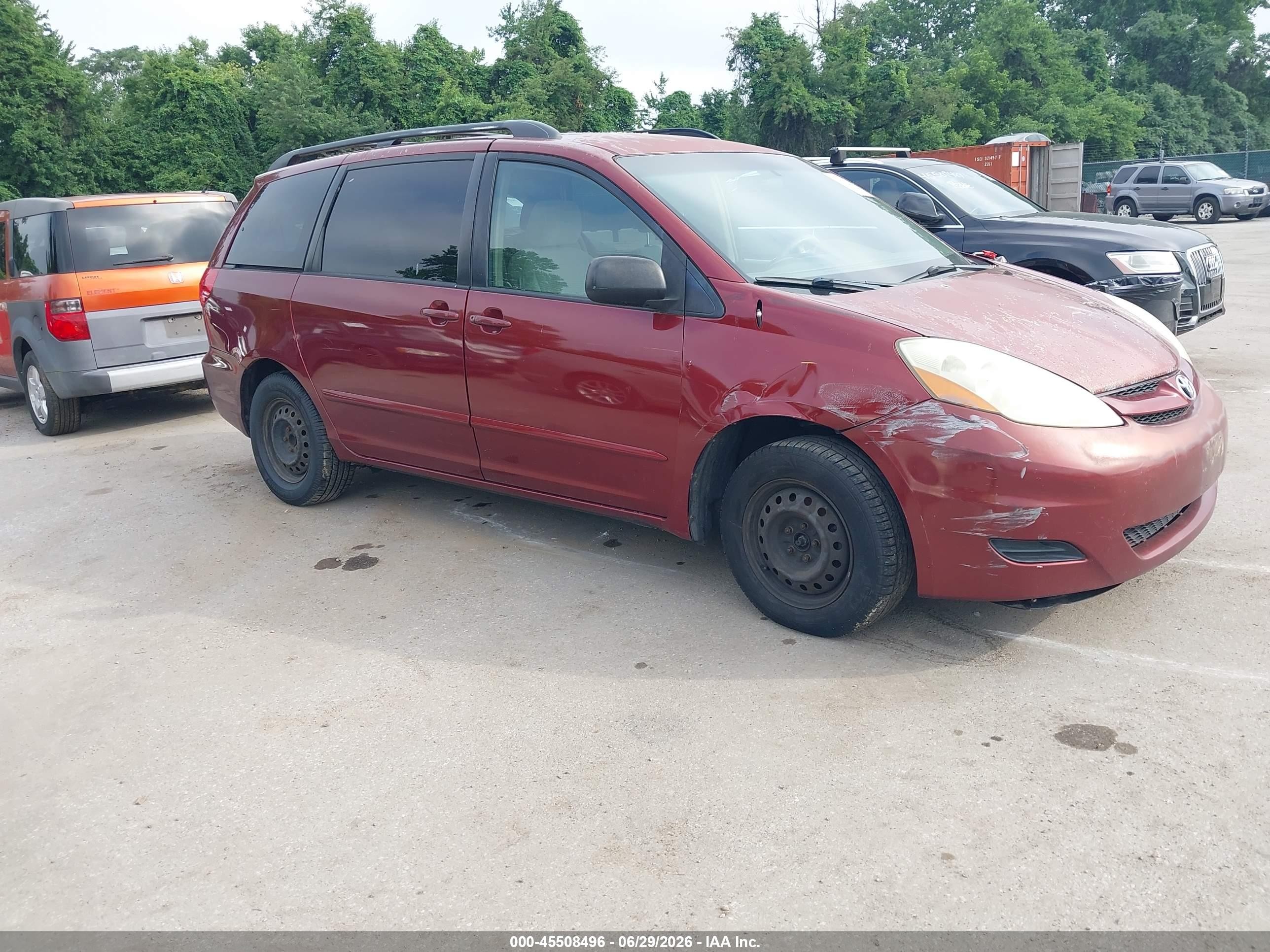 2006 Toyota Sienna Le Maroon vin: 5TDZA23C96S427852