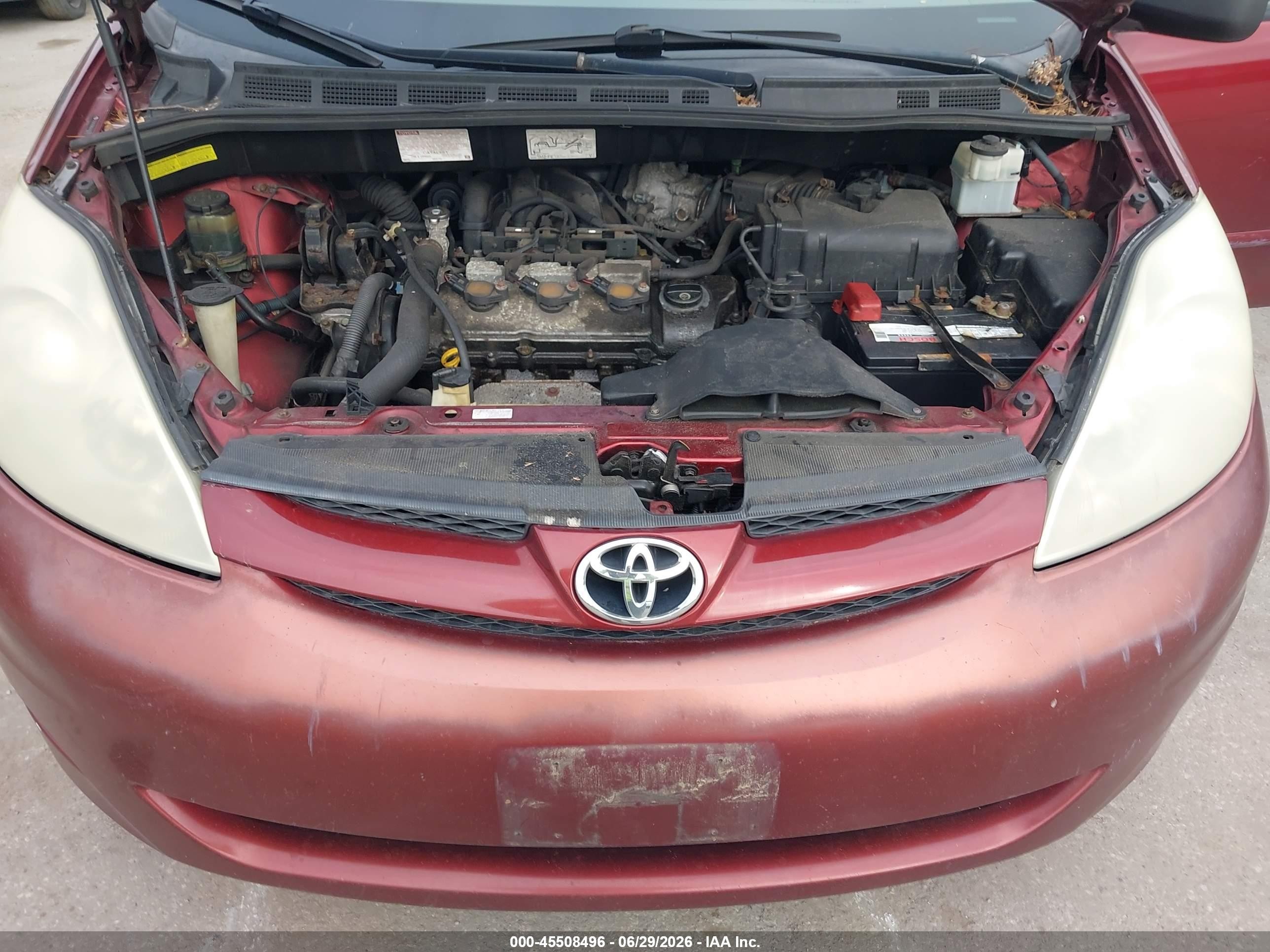 2006 Toyota Sienna Le Maroon vin: 5TDZA23C96S427852