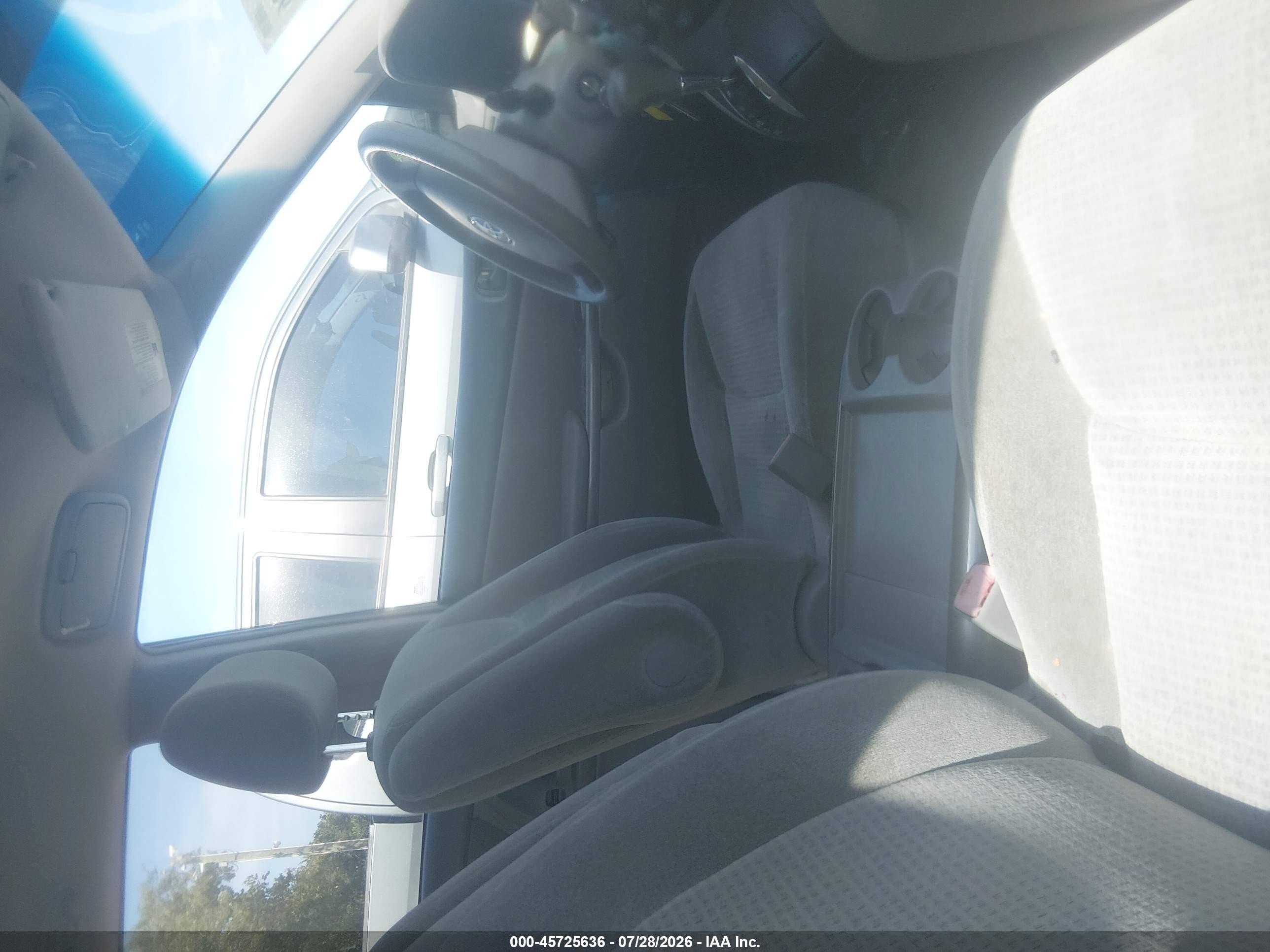 2006 Toyota Sienna Ce White vin: 5TDZA23C96S453495