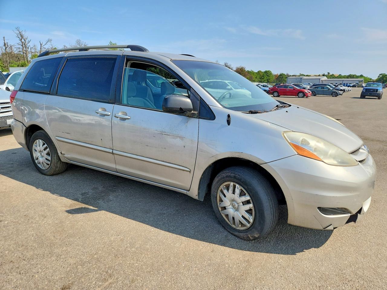 2006 Toyota Sienna Le 8 Passenger Серебряный vin: 5TDZA23C96S461855