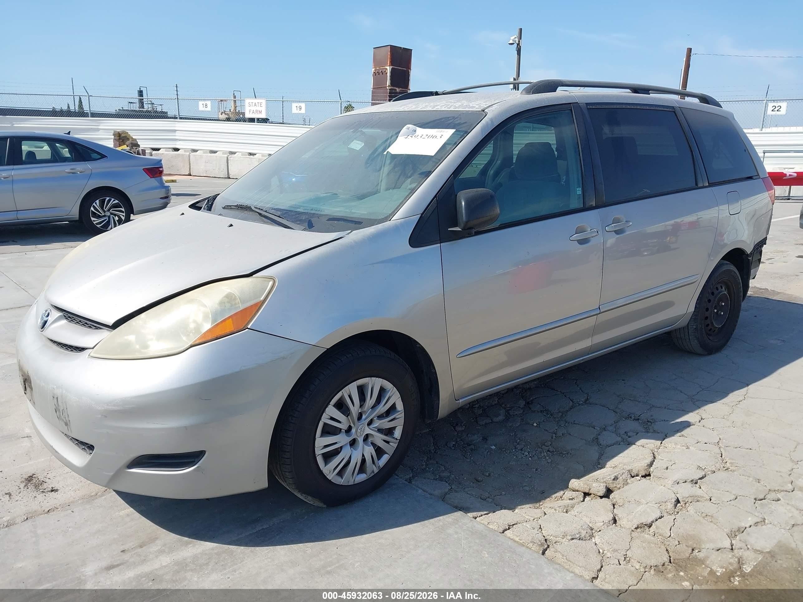2006 Toyota Sienna Le Silver vin: 5TDZA23C96S465761