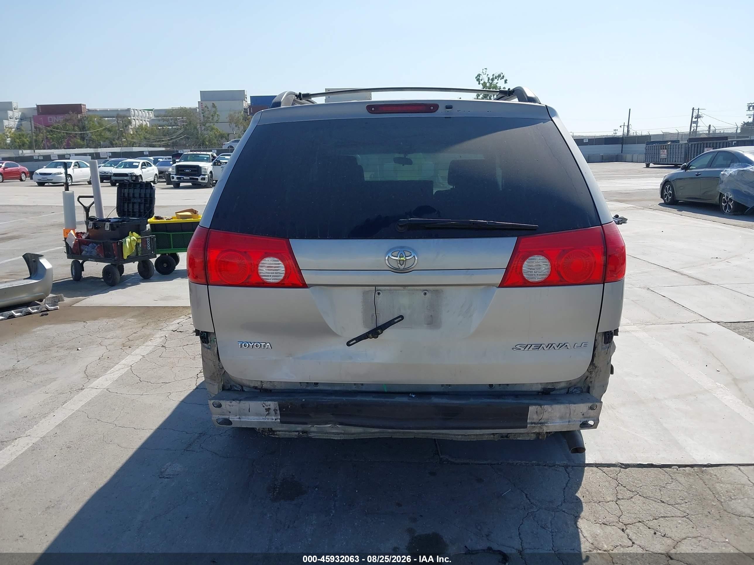 2006 Toyota Sienna Le Silver vin: 5TDZA23C96S465761