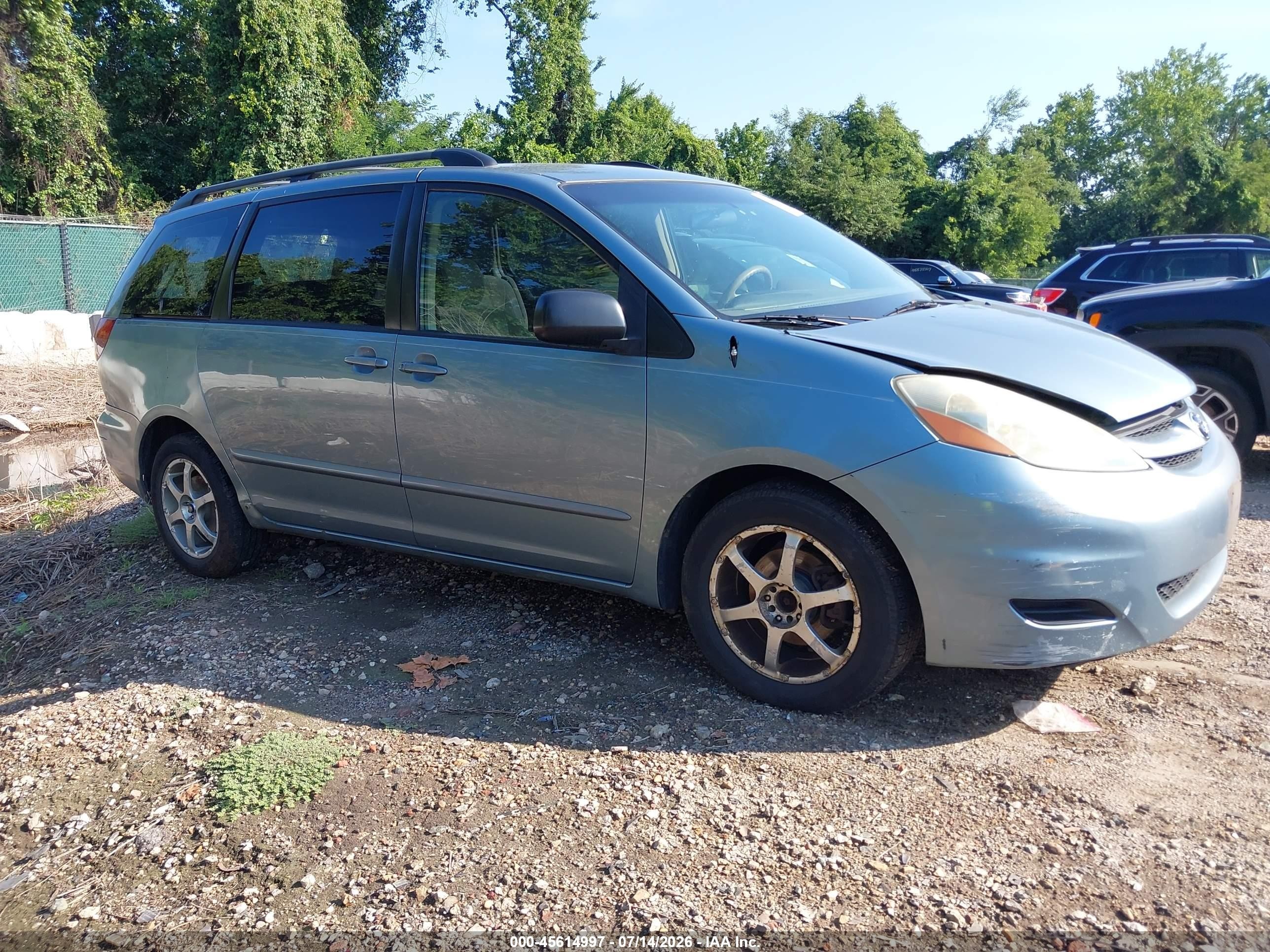 2006 Toyota Sienna Ce Light Blue vin: 5TDZA23C96S479417
