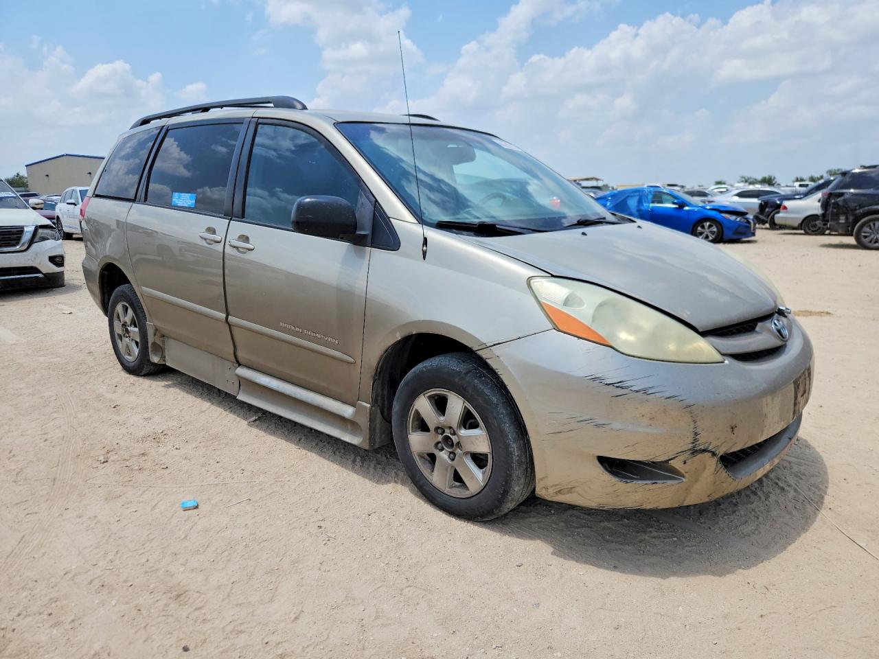 2006 Toyota Sienna Le 8 Passenger Tan vin: 5TDZA23C96S483810
