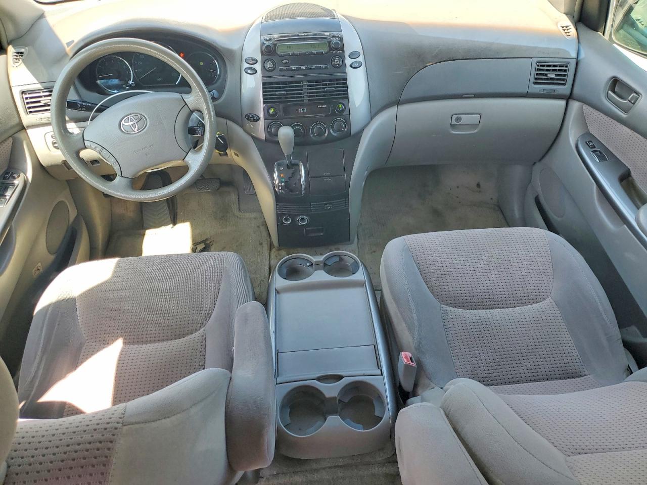2006 Toyota Sienna Le 8 Passenger Blue vin: 5TDZA23C96S485797