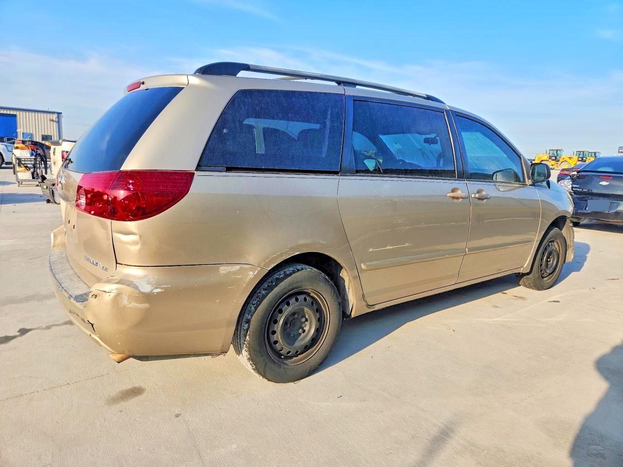 2006 Toyota Sienna Le 8 Passenger Tan vin: 5TDZA23C96S487565