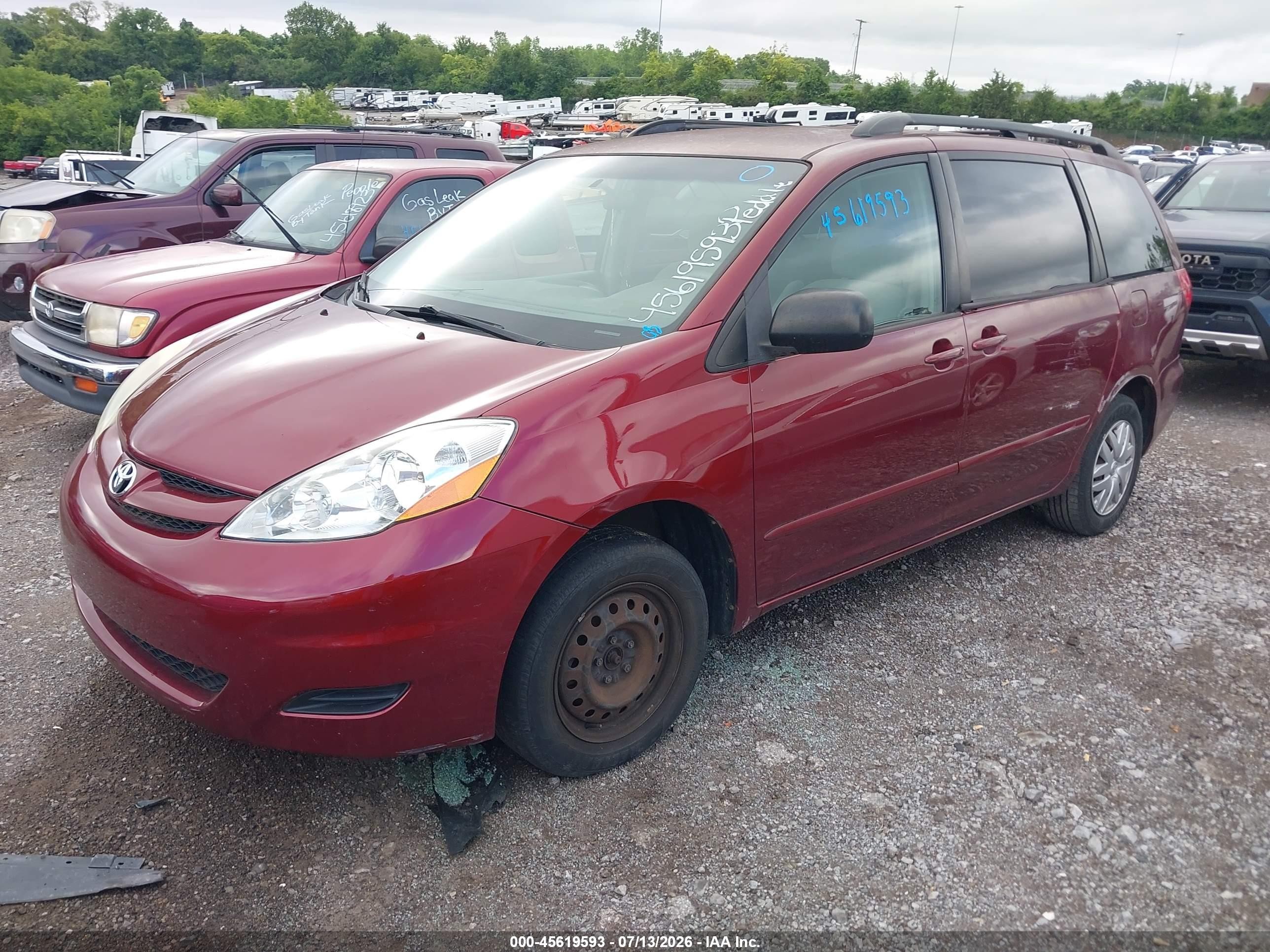 2006 Toyota Sienna Le Maroon vin: 5TDZA23C96S508186