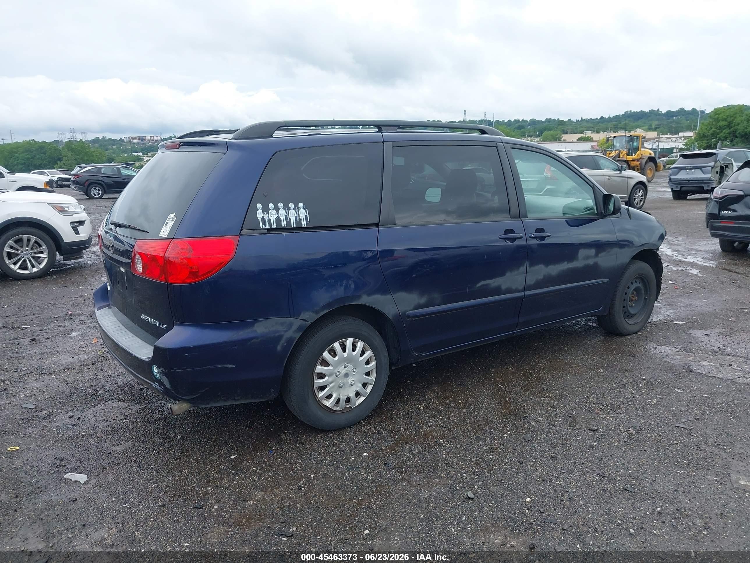 2006 Toyota Sienna Le Blue vin: 5TDZA23C96S520807