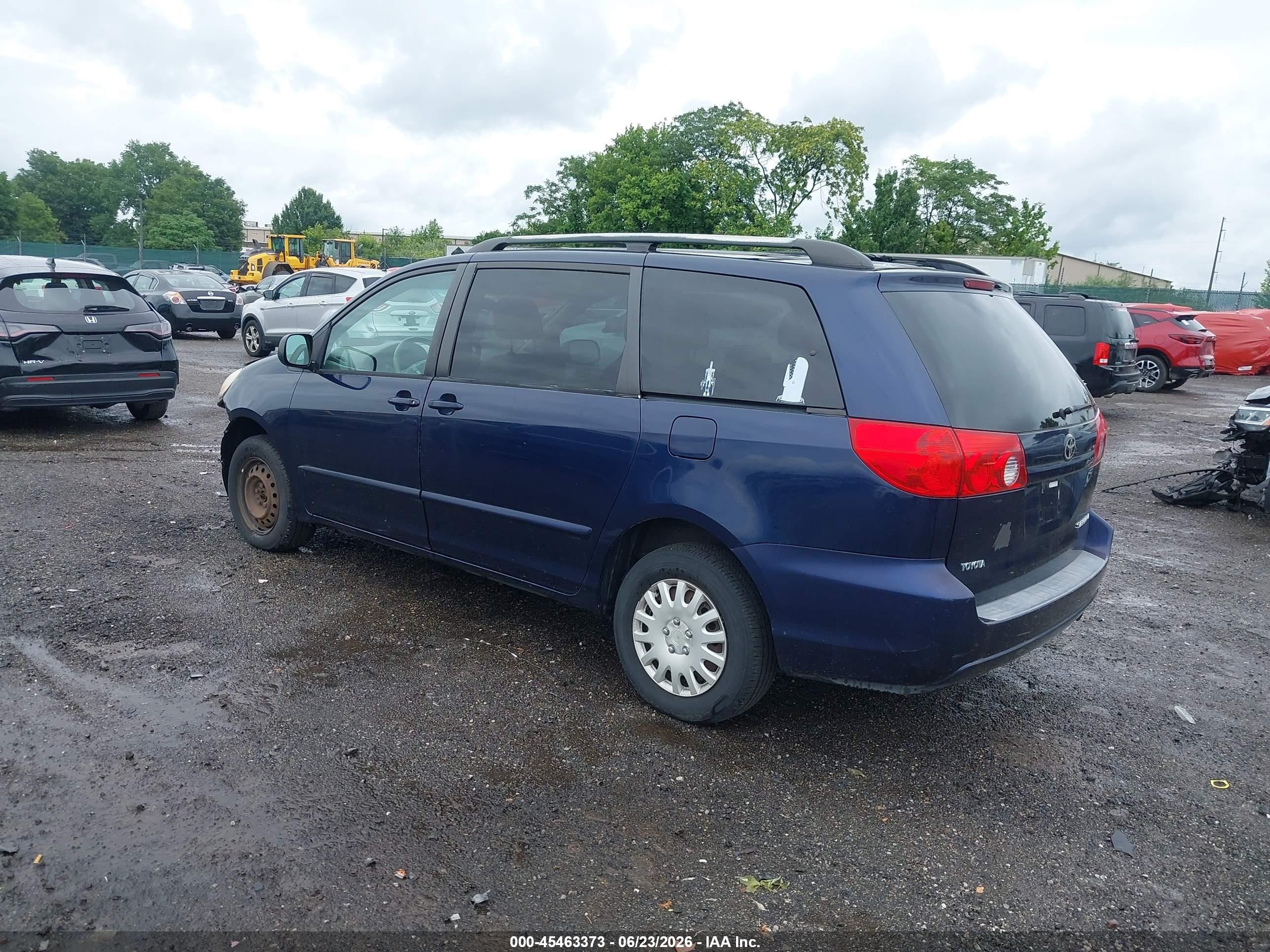 2006 Toyota Sienna Le Blue vin: 5TDZA23C96S520807