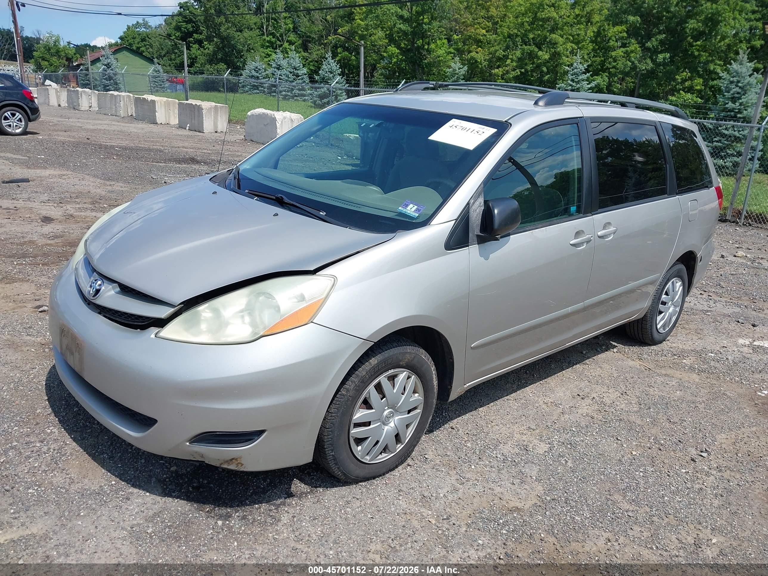 2006 Toyota Sienna Le Silver vin: 5TDZA23C96S522878