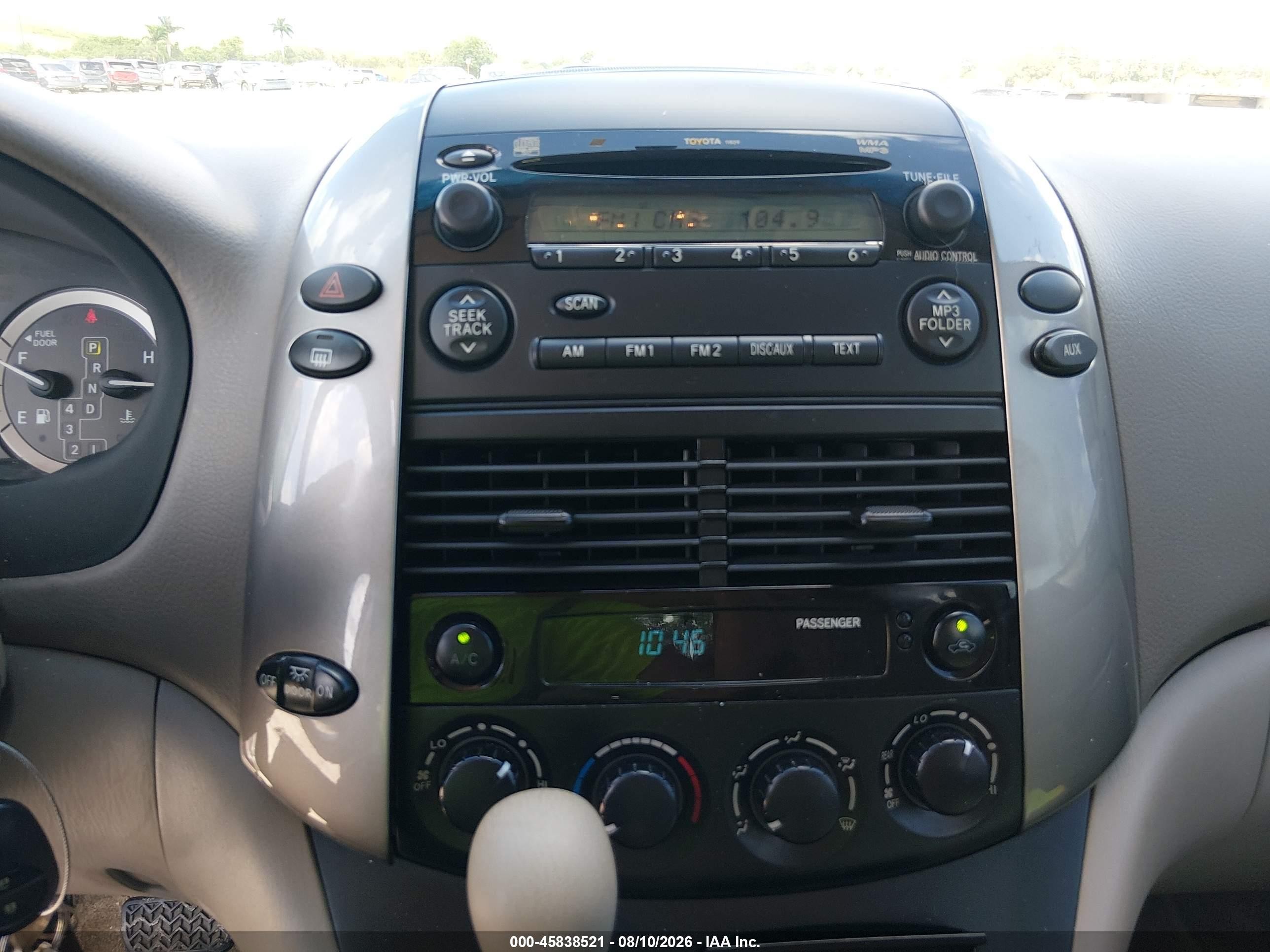2006 Toyota Sienna Ce Red vin: 5TDZA23C96S552110