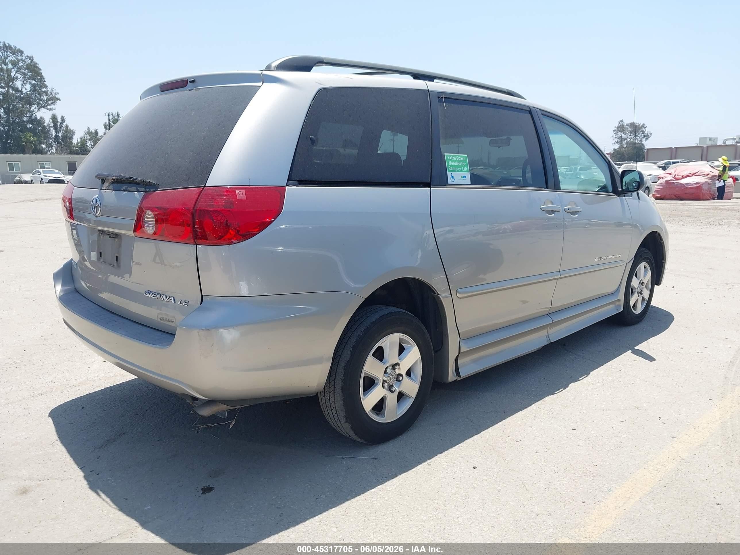 2006 Toyota Sienna Le Silver vin: 5TDZA23C96S561874