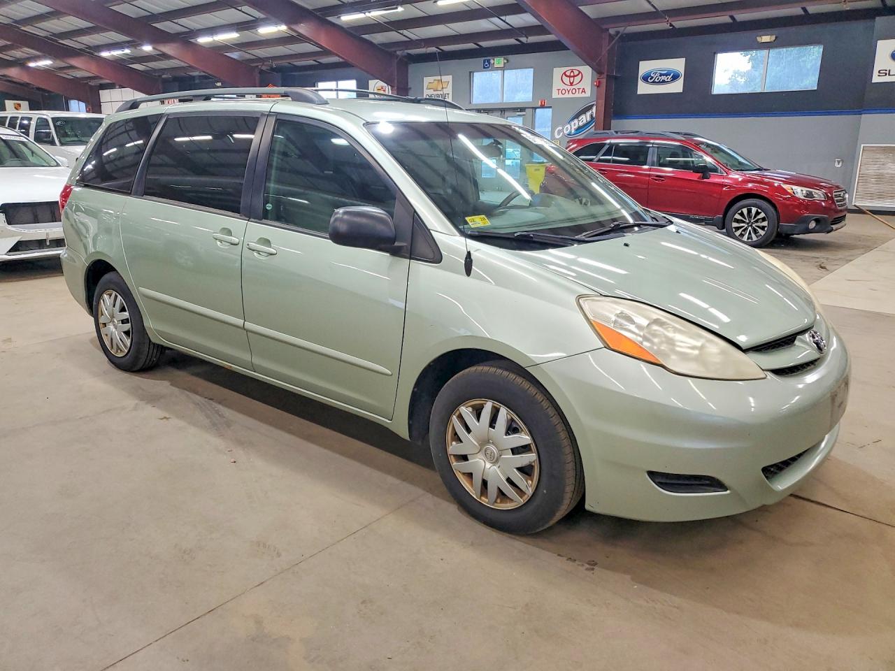 2006 Toyota Sienna Зеленый vin: 5TDZA23C96S566640