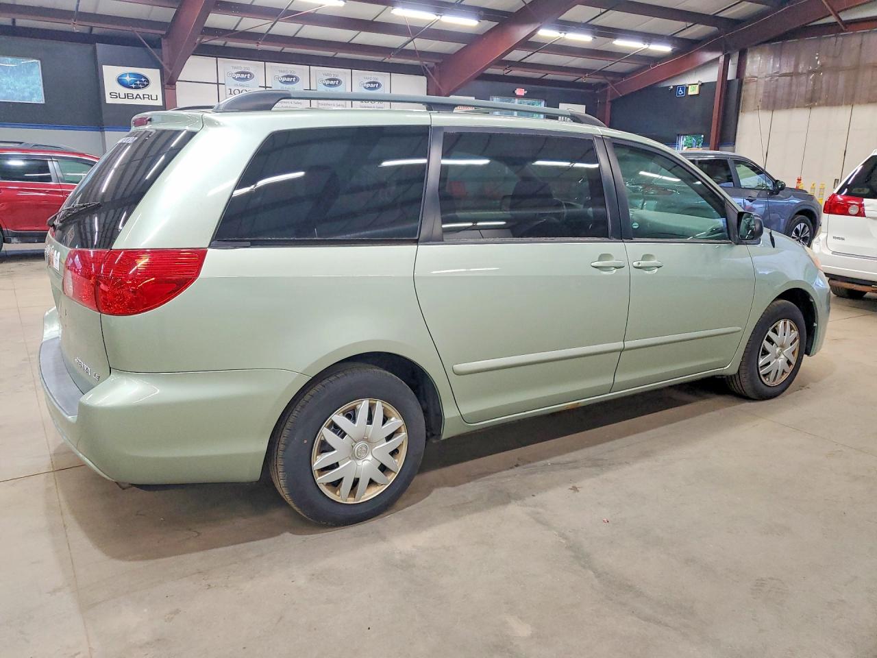 2006 Toyota Sienna Зеленый vin: 5TDZA23C96S566640
