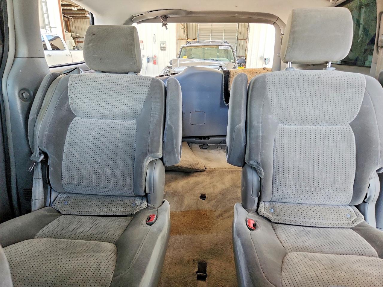 2006 Toyota Sienna Le 7 Passenger Blue vin: 5TDZA23C96S580540