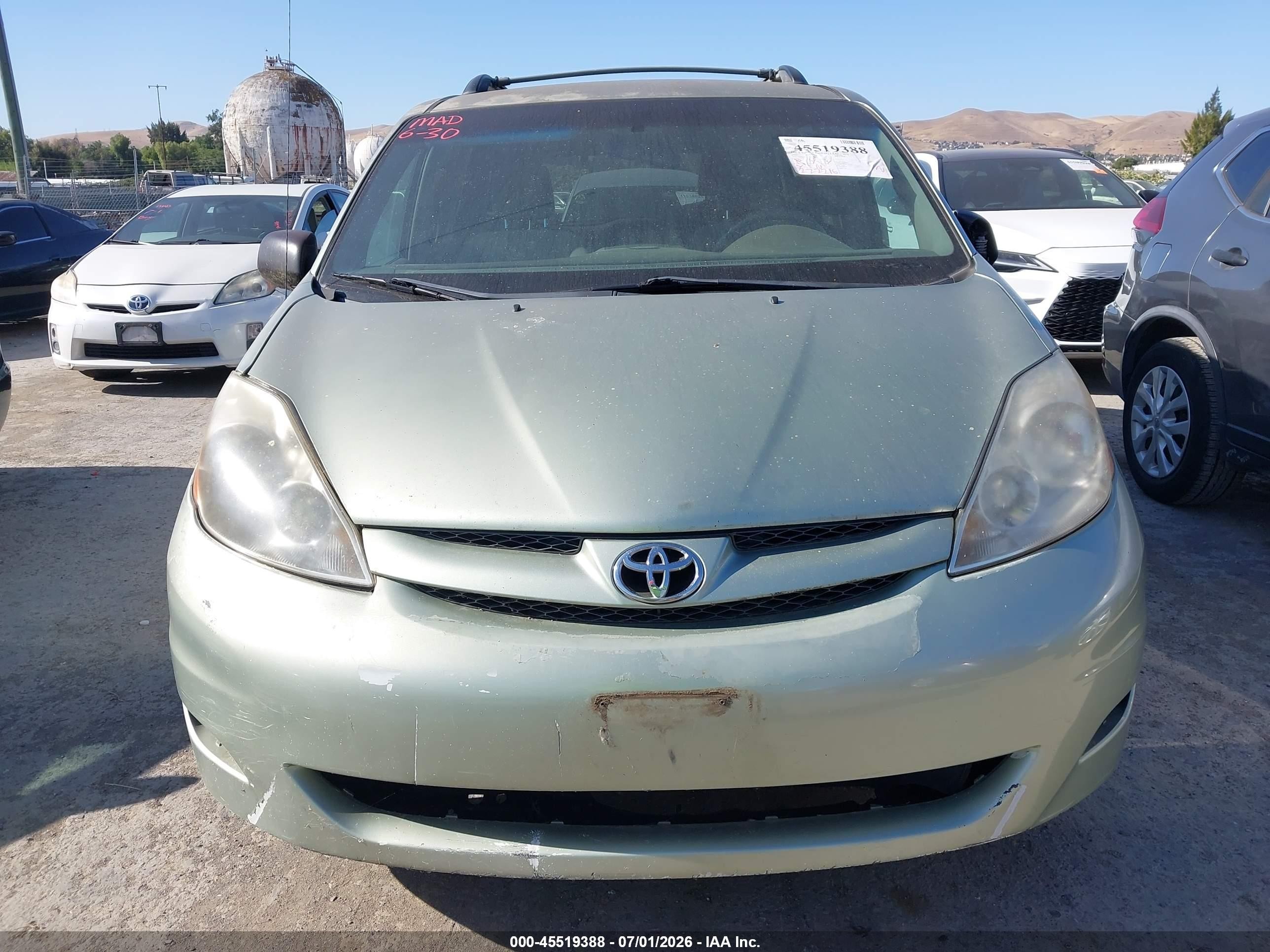 2006 Toyota Sienna Le Green vin: 5TDZA23C96S584264