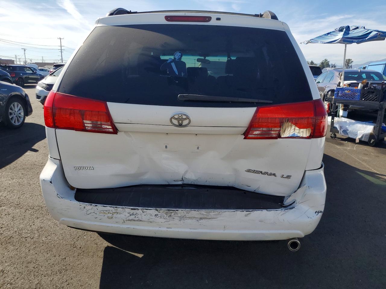 2004 Toyota Sienna Le 8 Passenger White vin: 5TDZA23CX4S042247