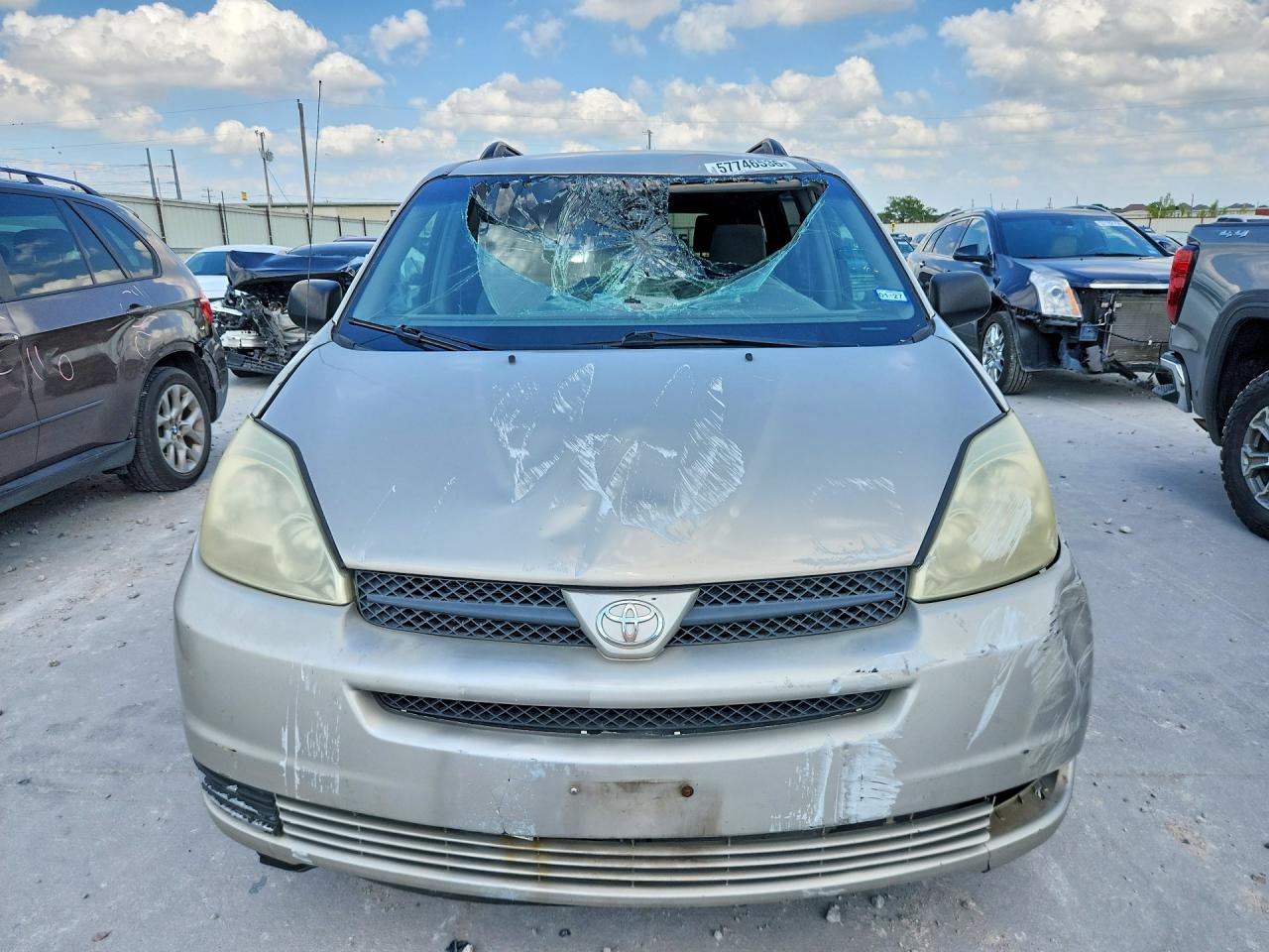 2004 Toyota Sienna Le 7 Passenger Silver vin: 5TDZA23CX4S063969