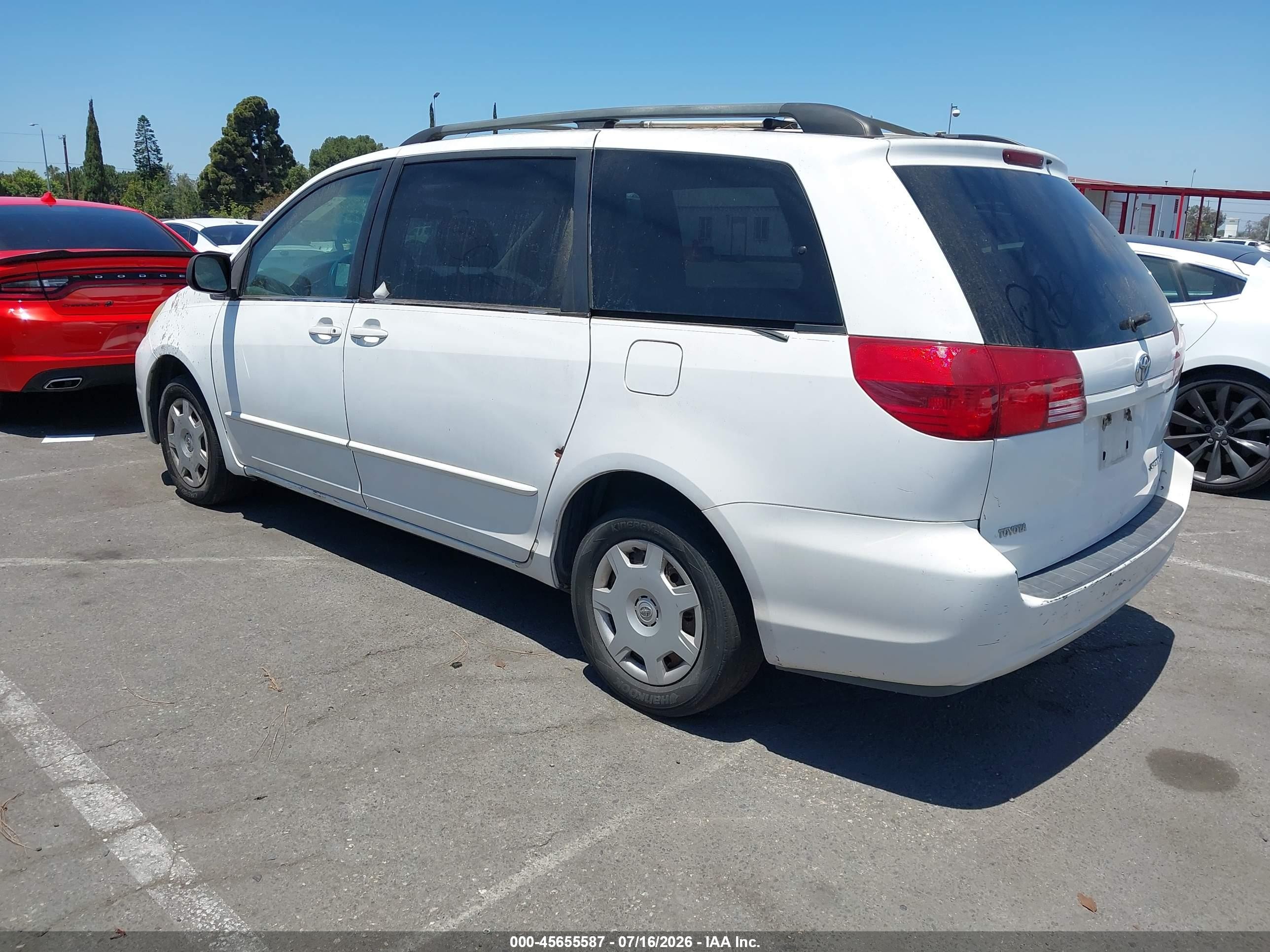 2004 Toyota Sienna Le Белый vin: 5TDZA23CX4S145331