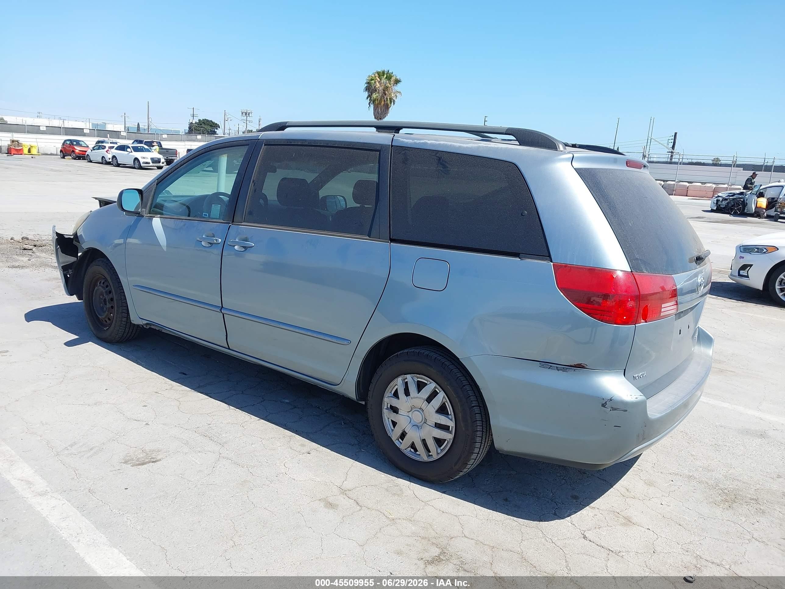 2004 Toyota Sienna Le Gray vin: 5TDZA23CX4S152800