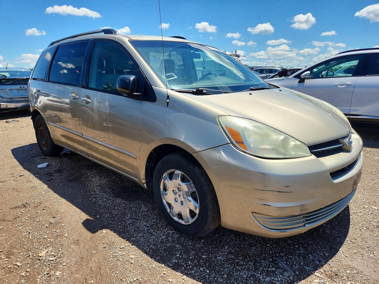 2004 Toyota Sienna Le 7 Passenger Beige vin: 5TDZA23CX4S162579