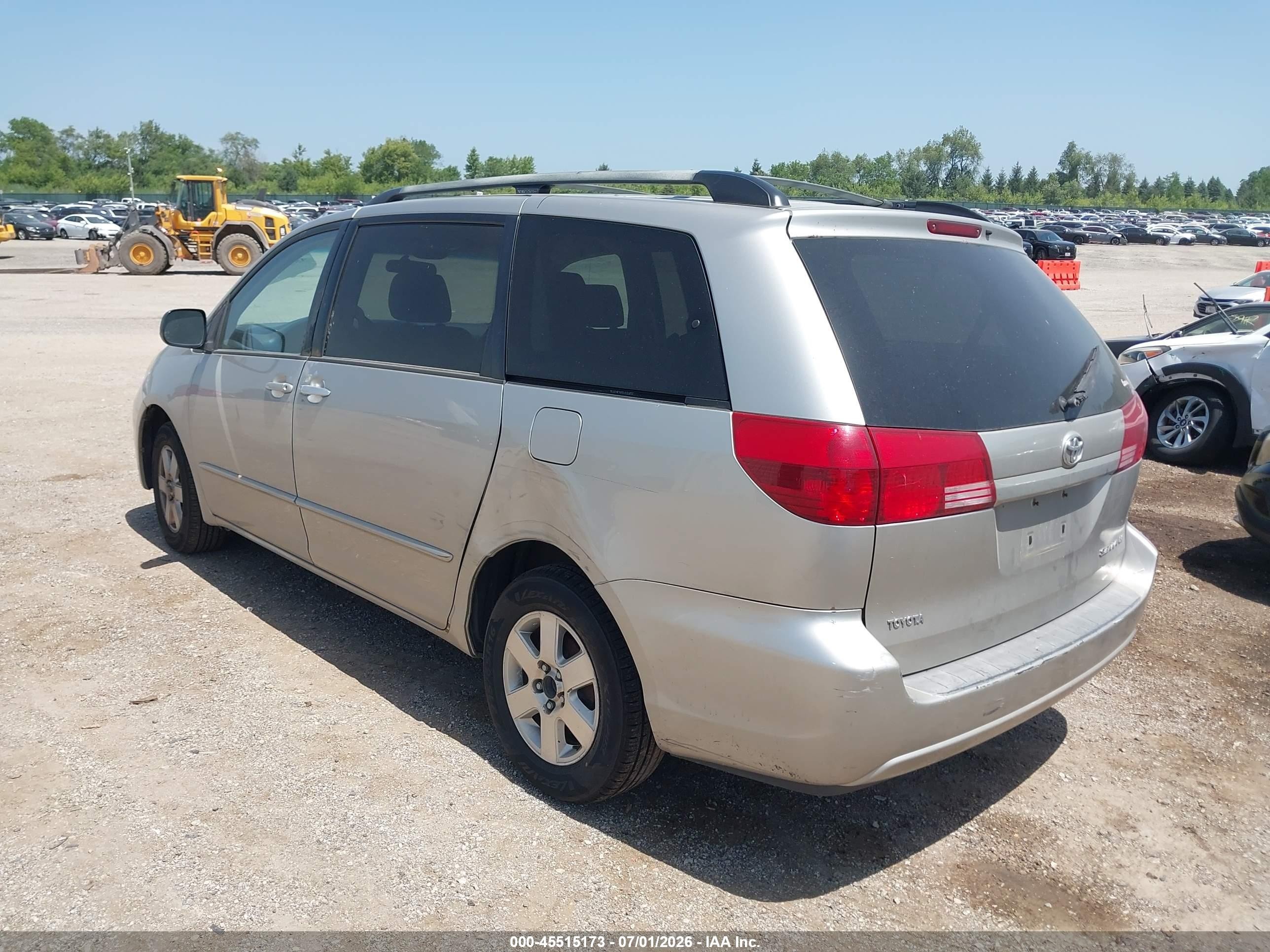 2004 Toyota Sienna Le Silver vin: 5TDZA23CX4S204667