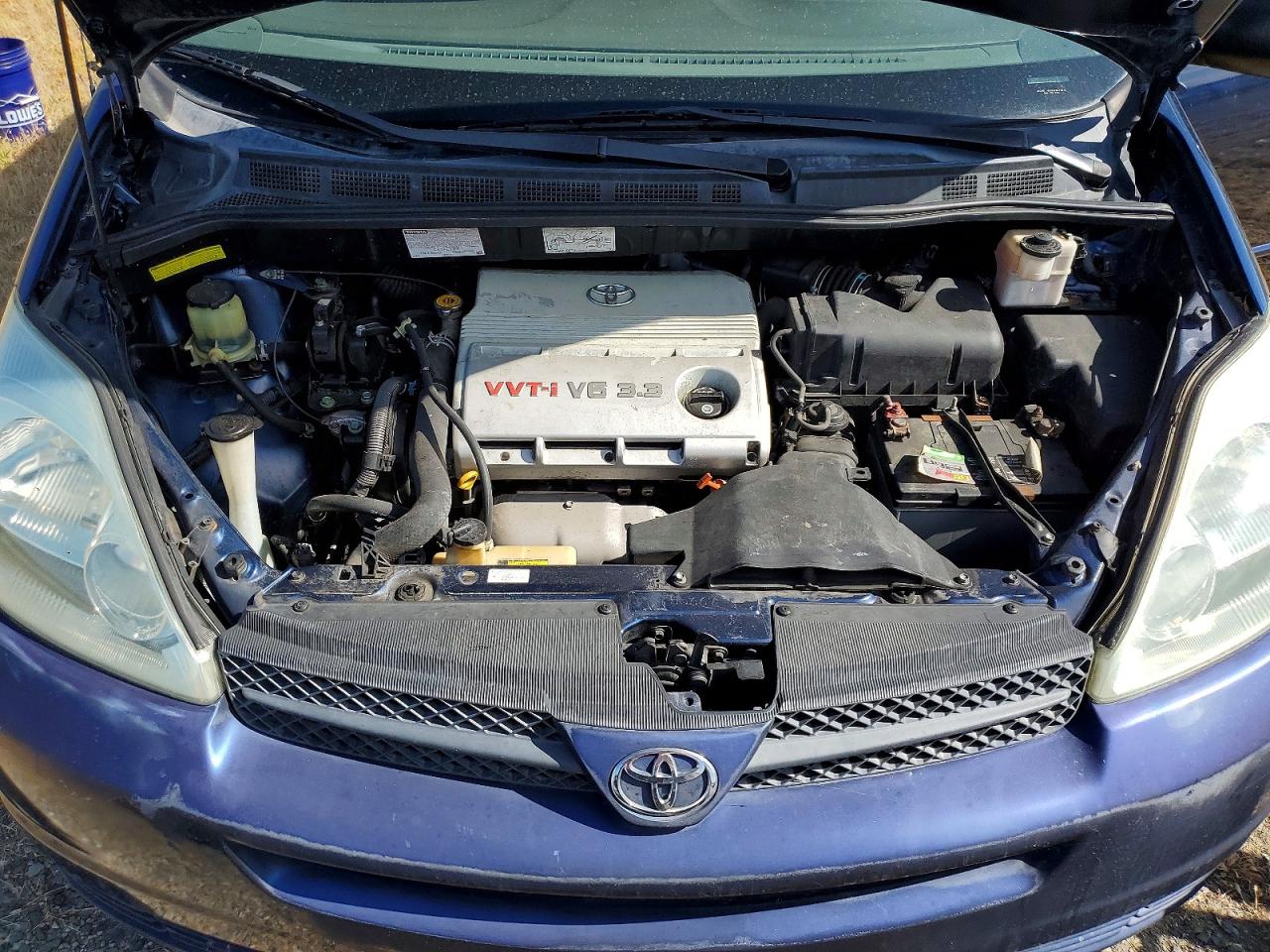 2005 Toyota Sienna Le 7 Passenger Blue vin: 5TDZA23CX5S223687