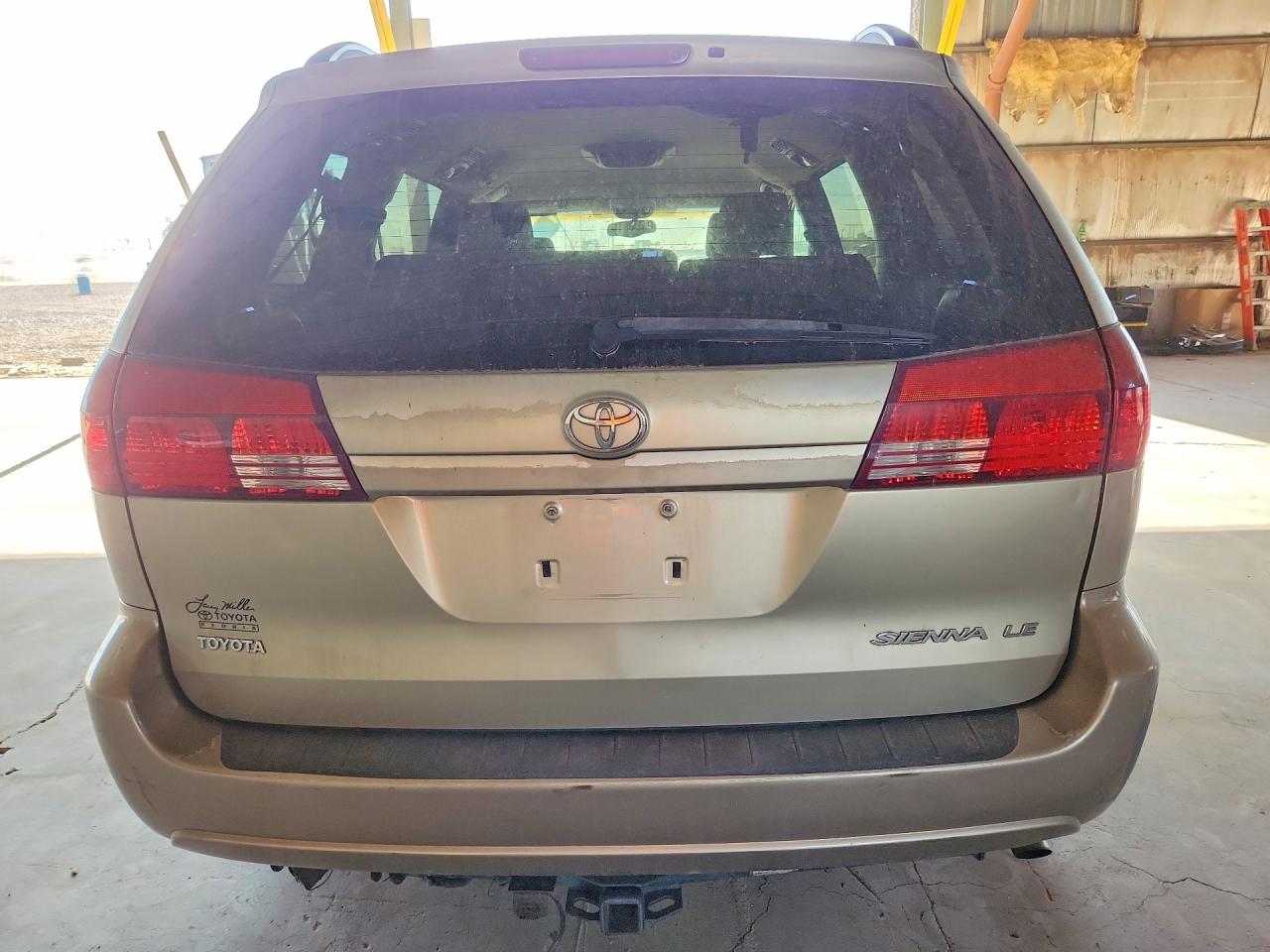 2005 Toyota Sienna Le 7 Passenger Tan vin: 5TDZA23CX5S224225