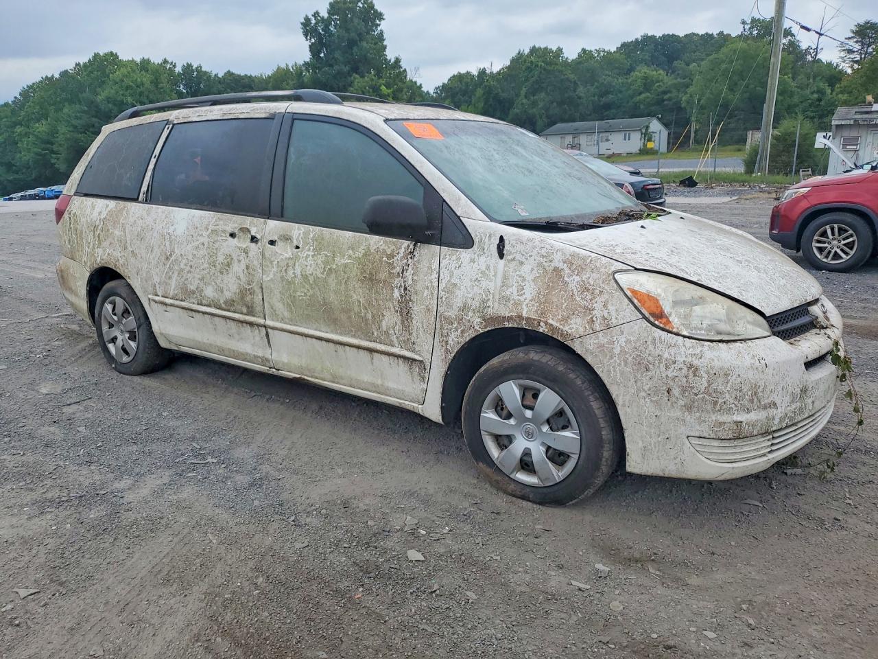 2005 Toyota Sienna Le 7 Passenger White vin: 5TDZA23CX5S255359
