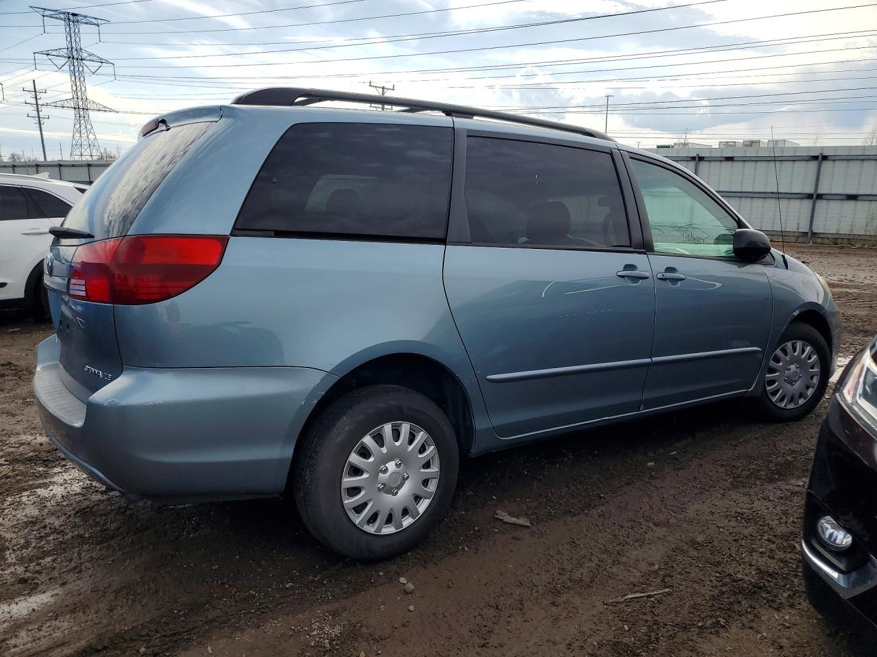2005 Toyota Sienna Le 7 Passenger Silver vin: 5TDZA23CX5S267706