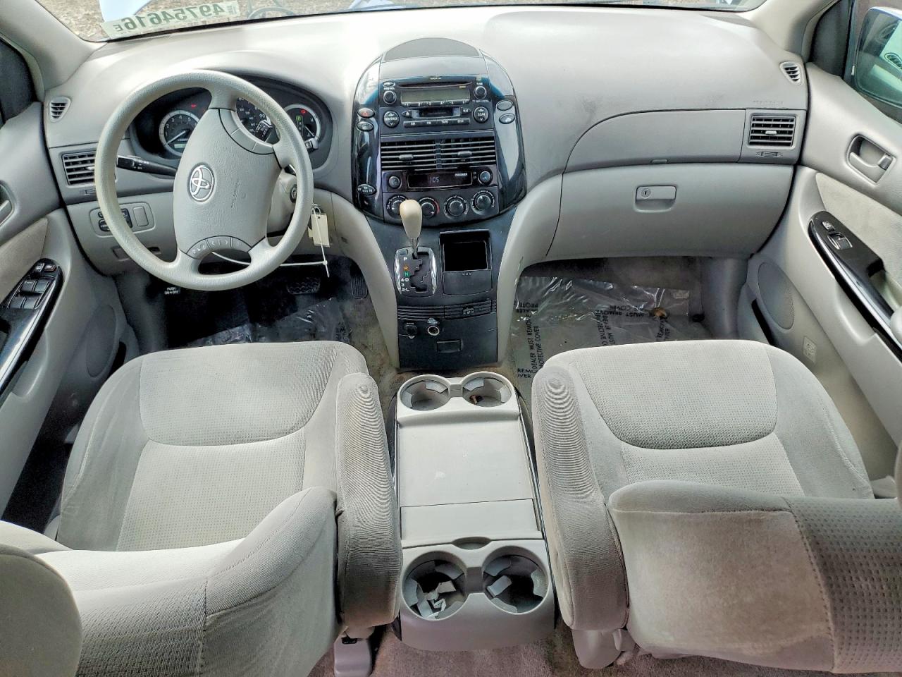 2005 Toyota Sienna Le 7 Passenger Silver vin: 5TDZA23CX5S267706