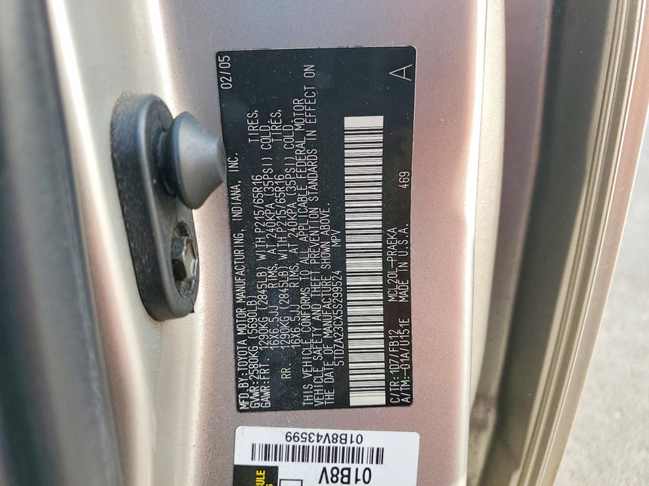 2005 Toyota Sienna Le 8 Passenger Silver vin: 5TDZA23CX5S299524