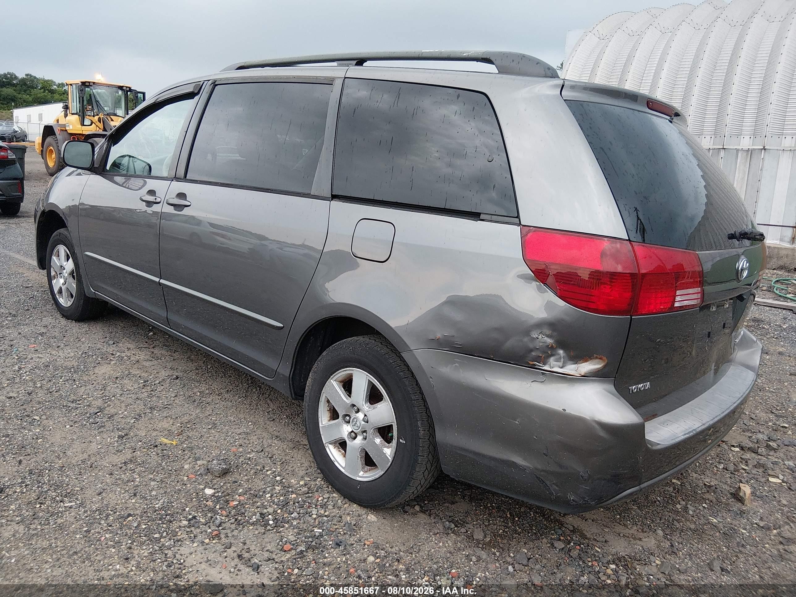 2005 Toyota Sienna Le Silver vin: 5TDZA23CX5S302714