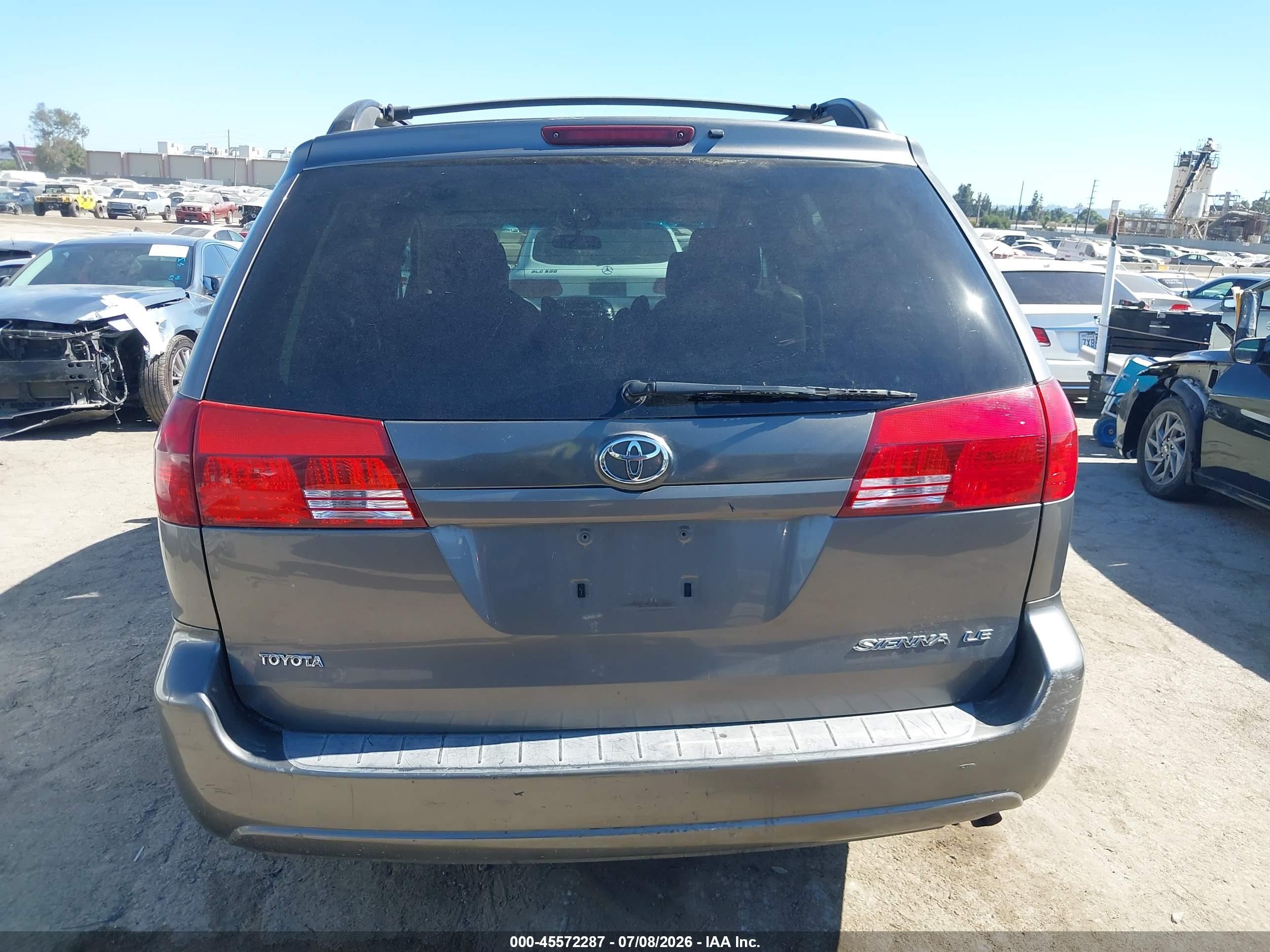 2005 Toyota Sienna Le Gray vin: 5TDZA23CX5S326172